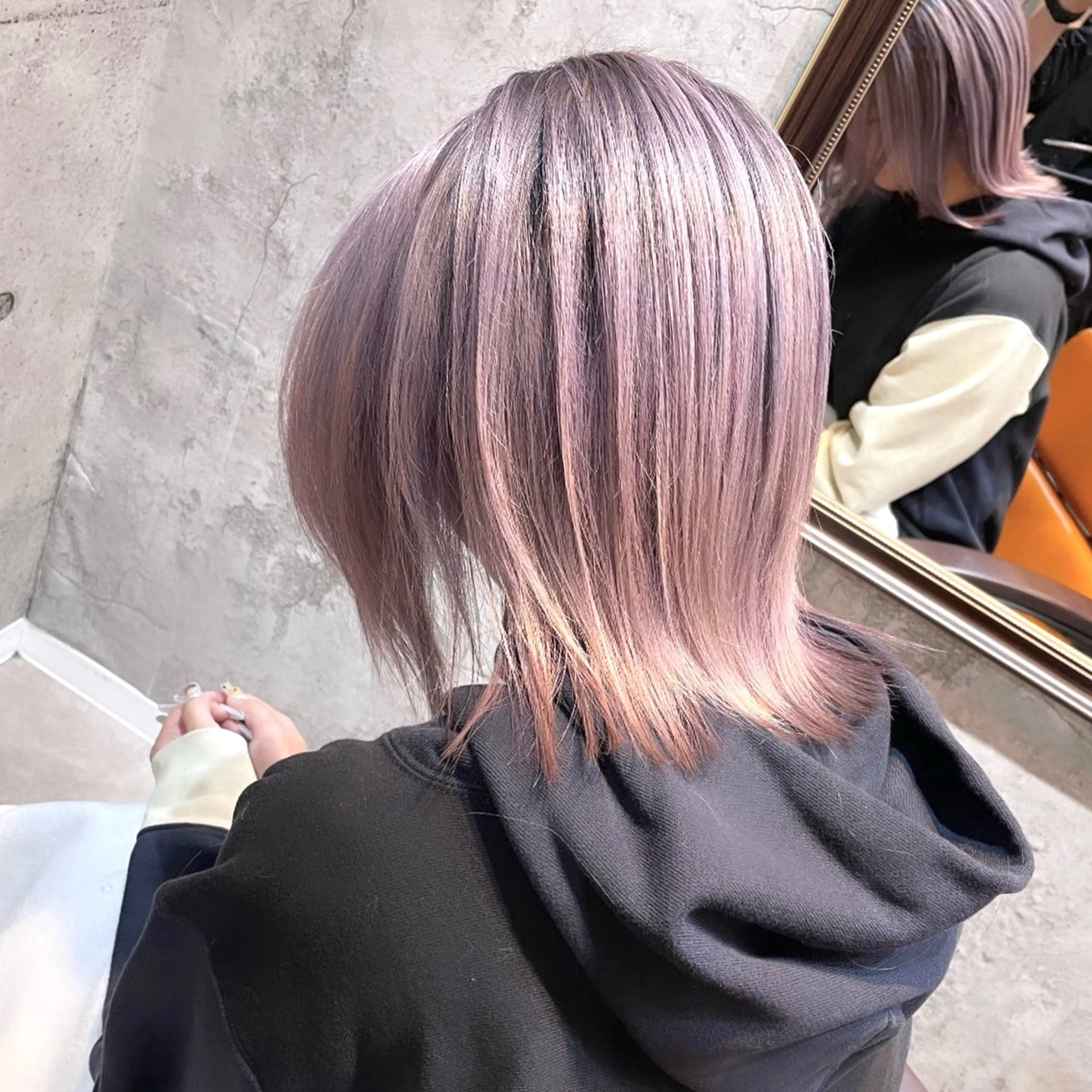 ショート ヘアカラー トリートメント ブリーチ/バレイヤ ージュ川端裕司のヘアスタイル