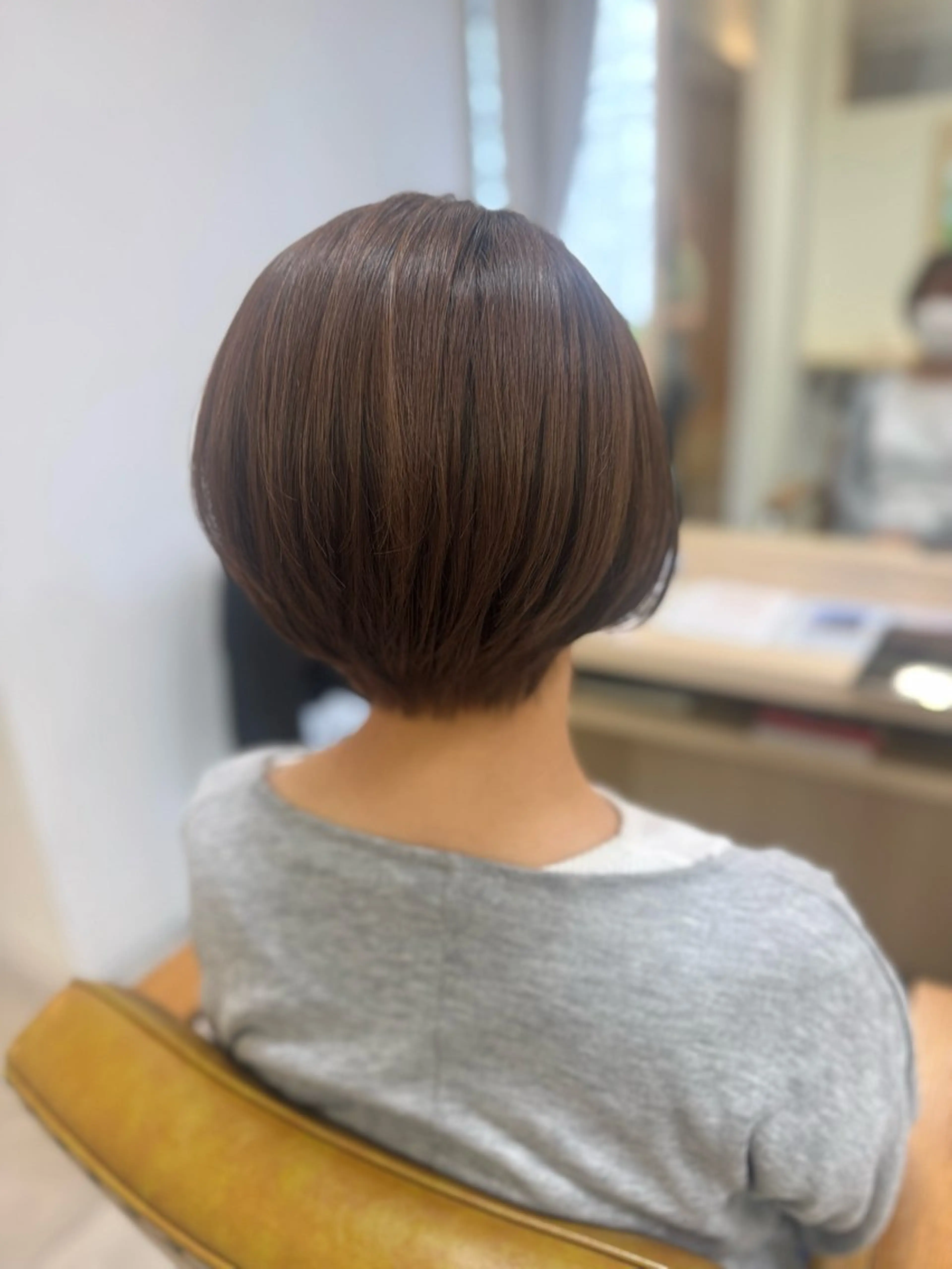 ショート 金山/レイヤー カット/Hikariのヘアスタイル