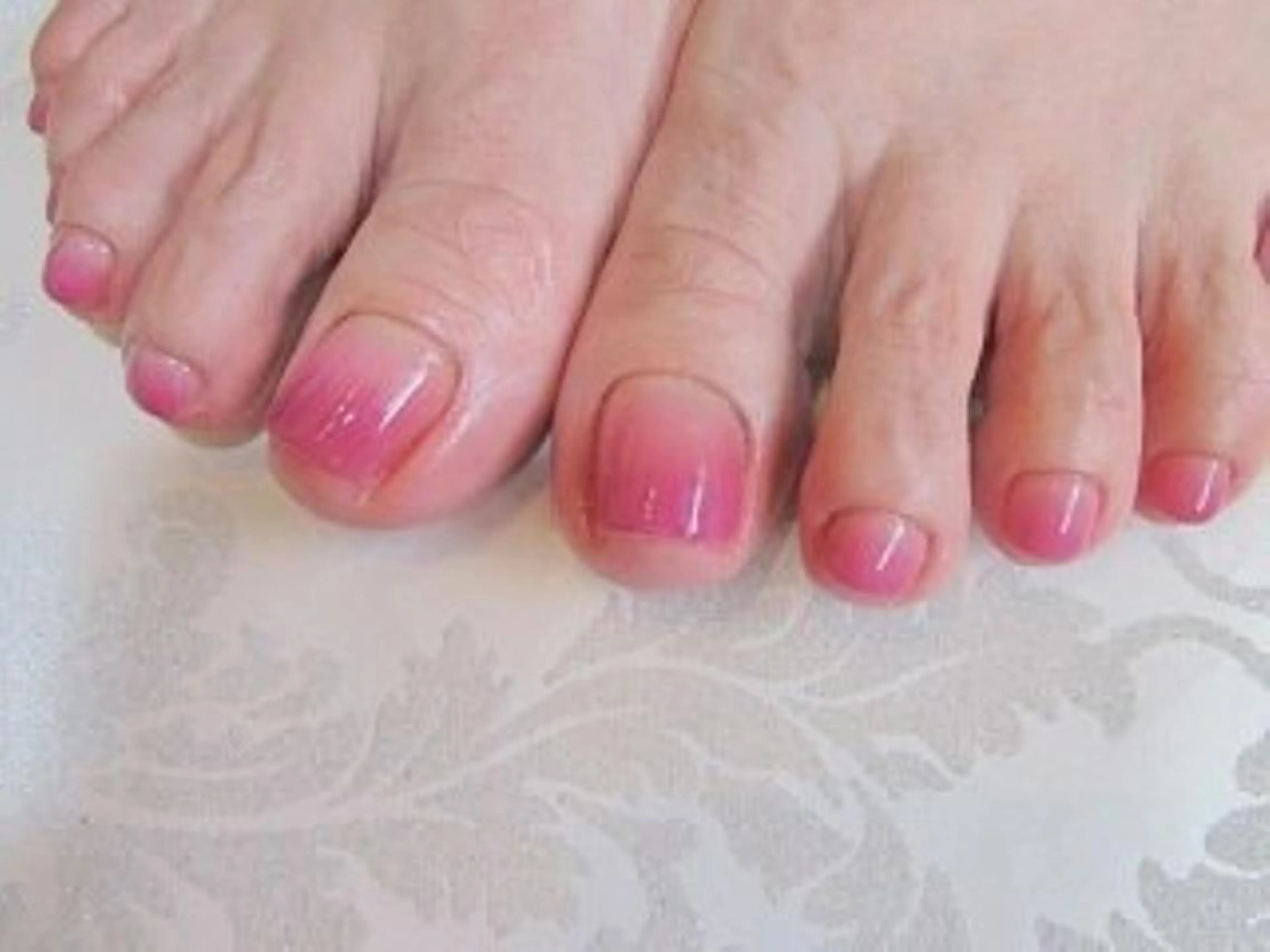 オフなし💅フット5種フレンチ(クリアベース)・カラーグラデーション・ラメグラデーション✨甘皮ケア込！の写真