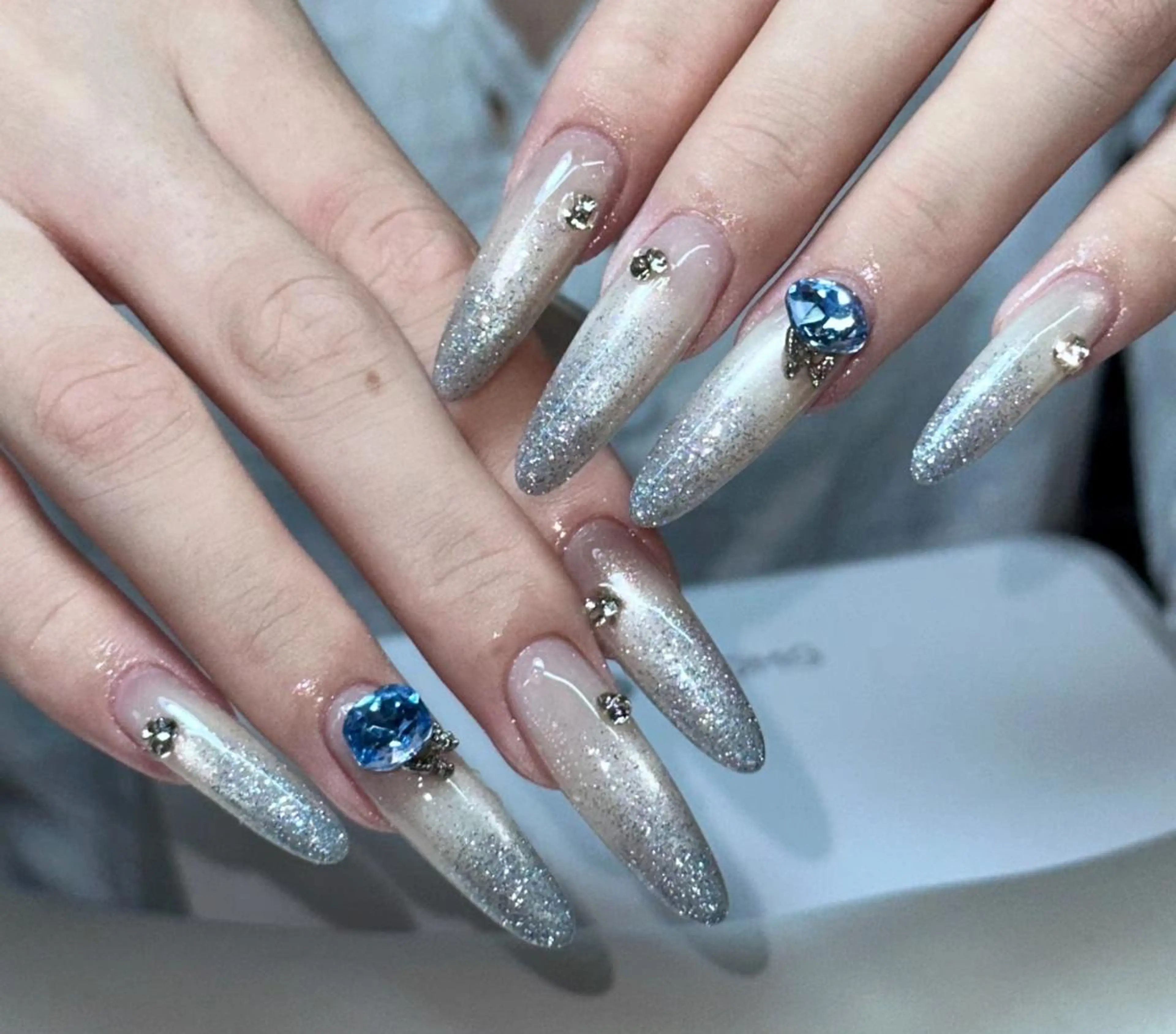 ネイル ハンドネイル エリ🫧 nail池袋東口のネイルデザイン