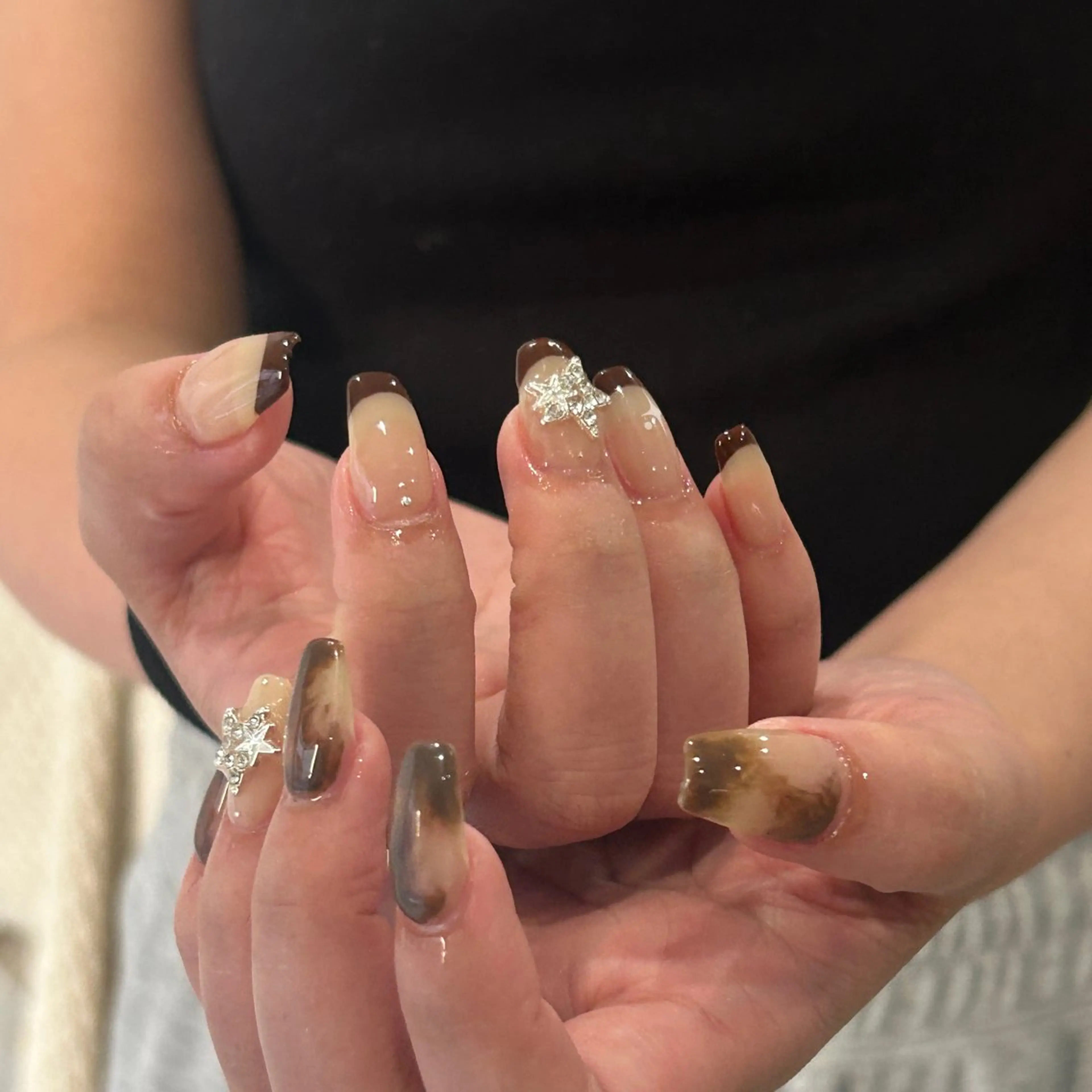 ネイル ハンドネイル CAFUNÉ TOKYO所属・🎼CAFUNÉ_ TOKYO.•*¨のネイルデザイン