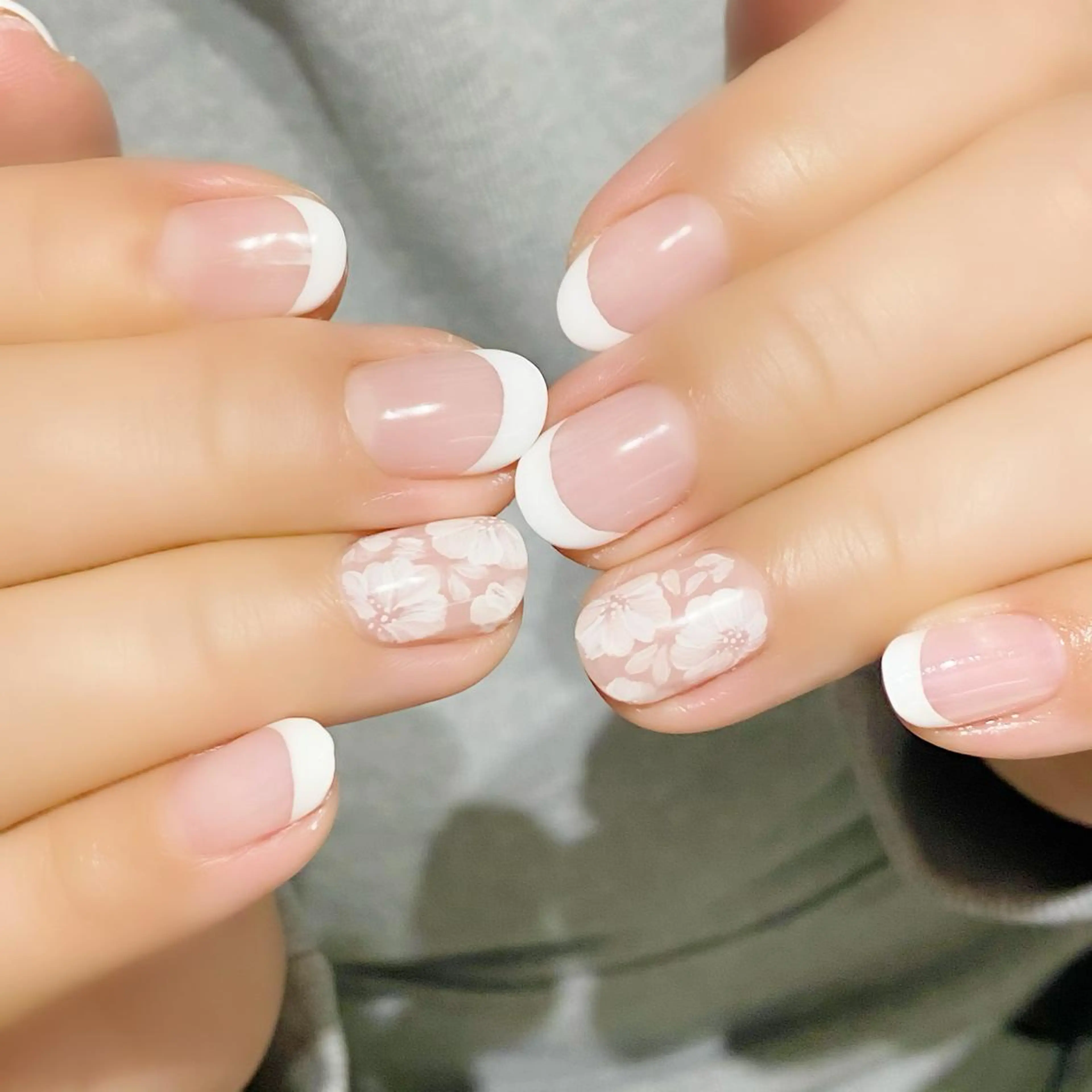 ミディアム カラー ネイル アートネイル フレンチネイル éclat エクラのネイルデザイン