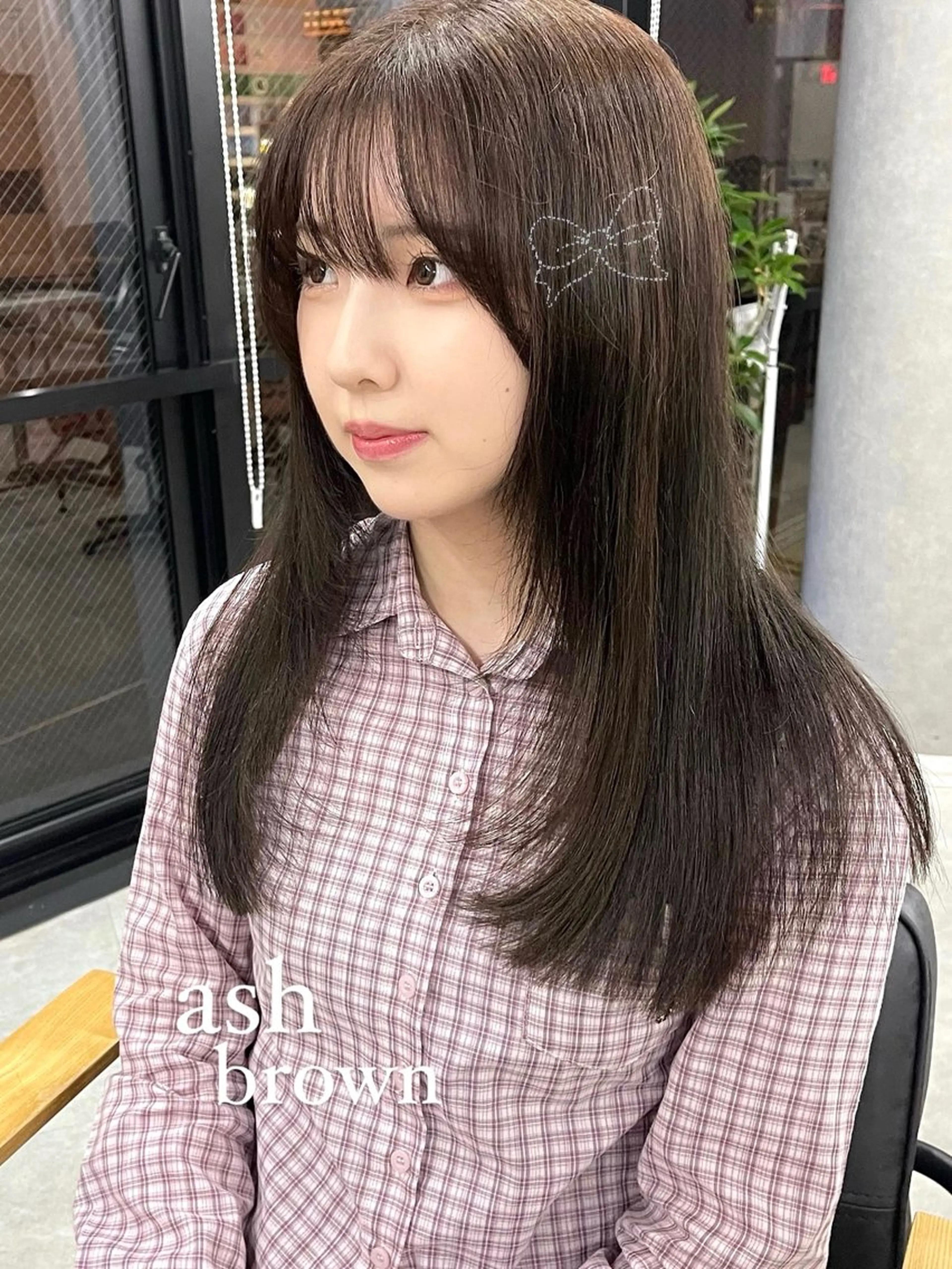 ロング カラー アッシュ アッシュブラウン ブラウンカラー 盛れる顔まわり✨🎀 レイヤー別所好葉のヘアスタイル