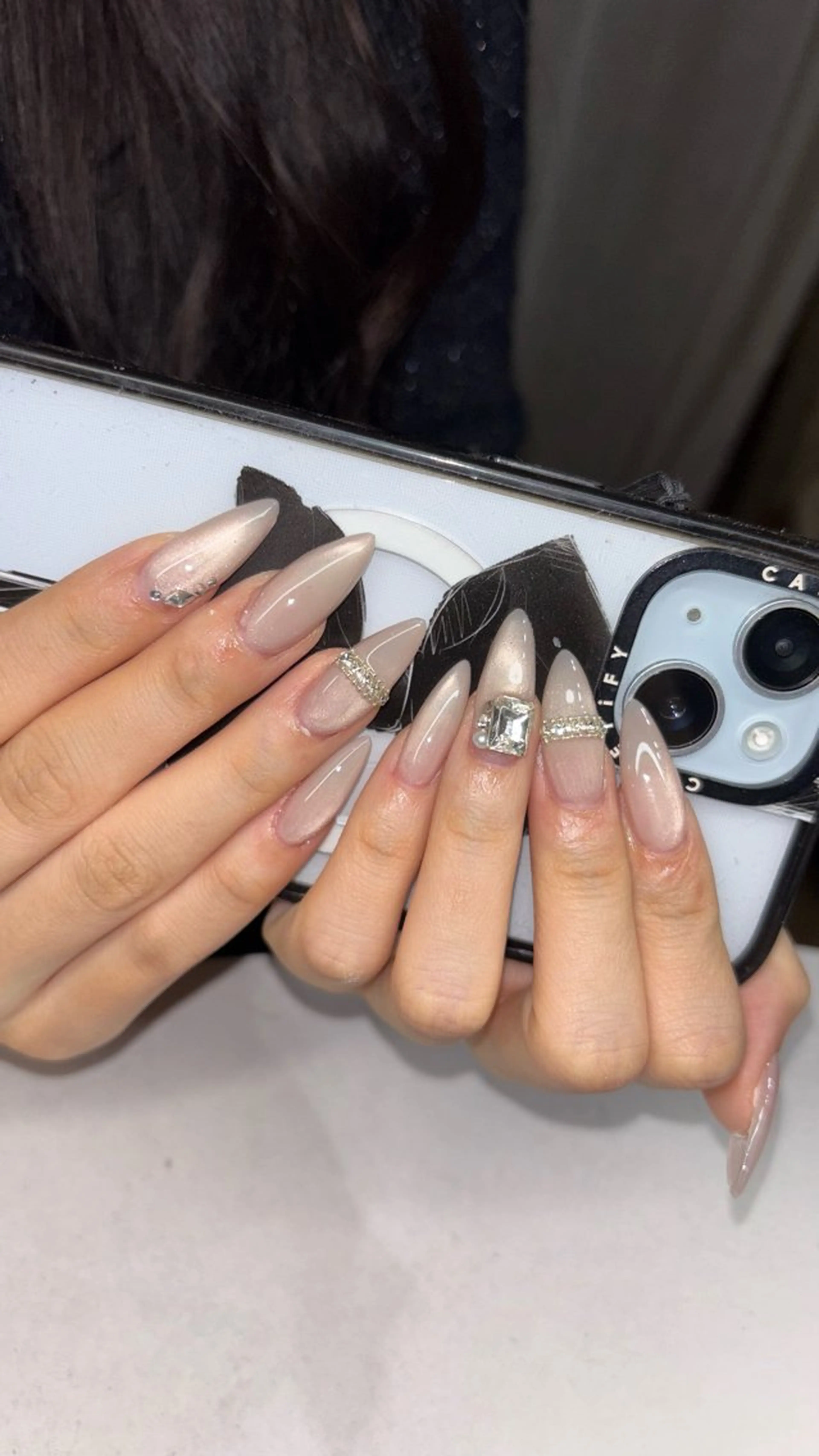 パーマ 🩰fein. 🫧のネイルデザイン