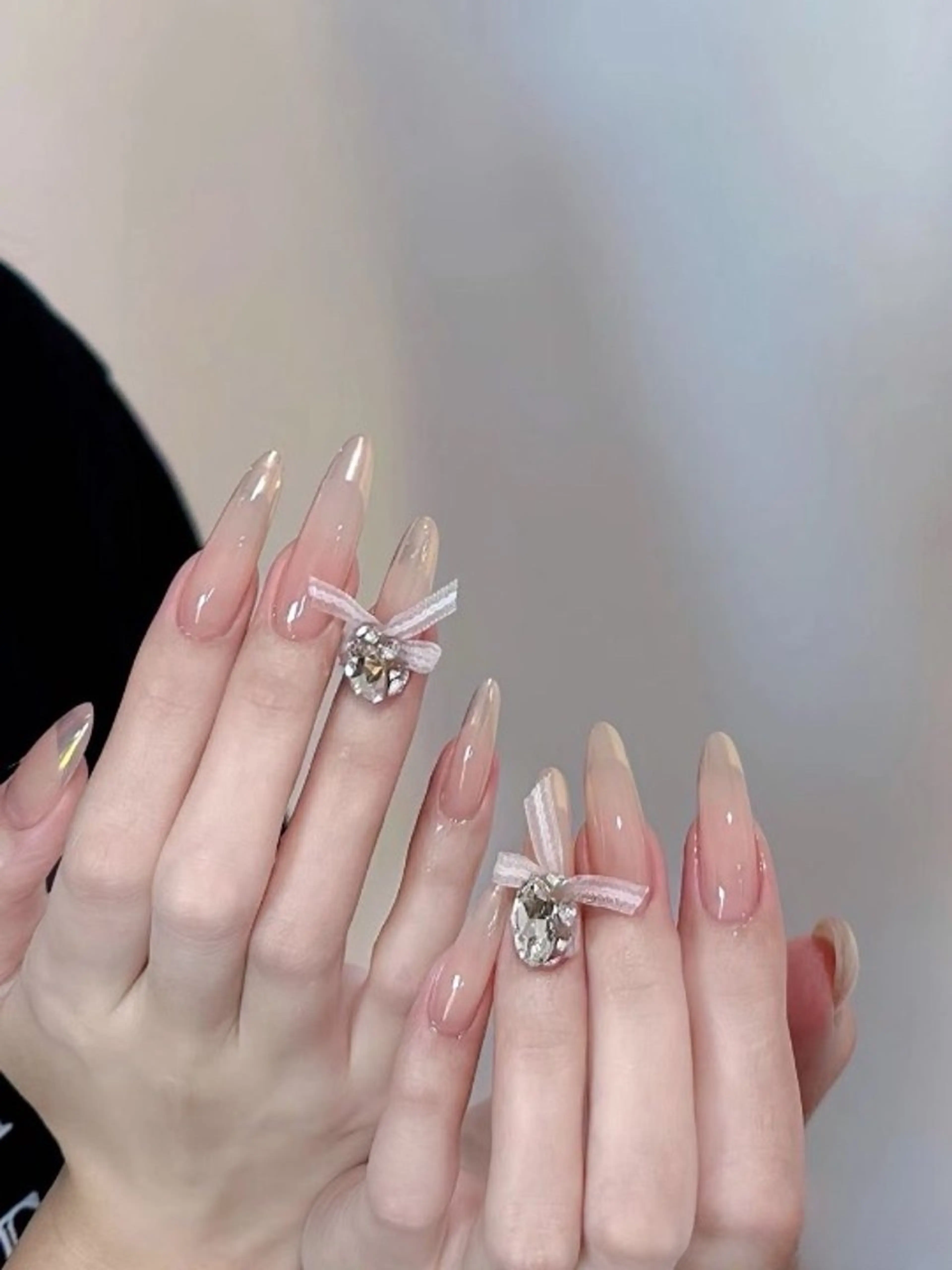 カラー グラデーションカラー ピンクカラー ハンドネイル AIN Nailのネイルデザイン