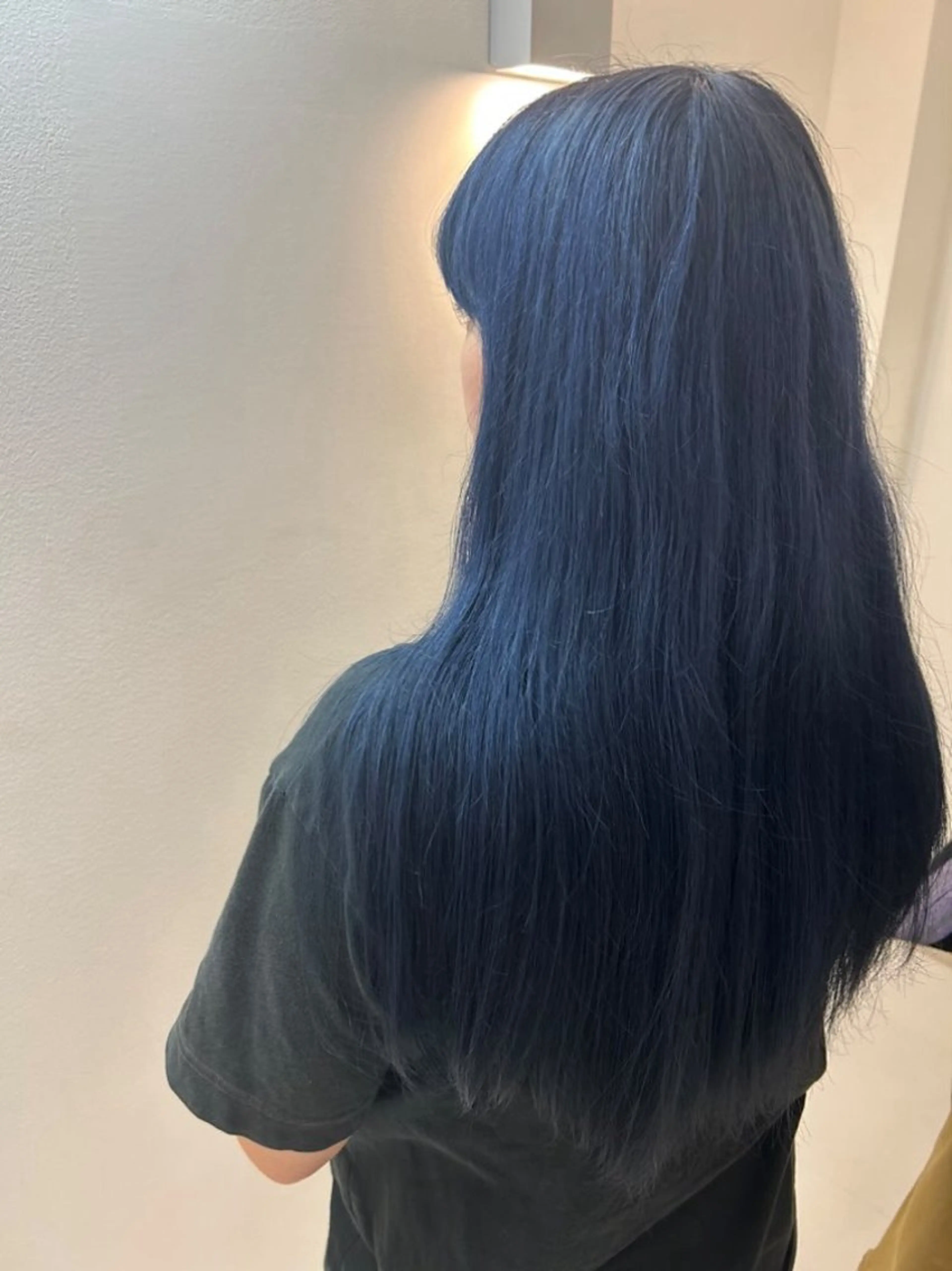 ロング カラー ブリーチ ネイビーカラー dogstar小林諒 パーマ/レイヤーのヘアスタイル