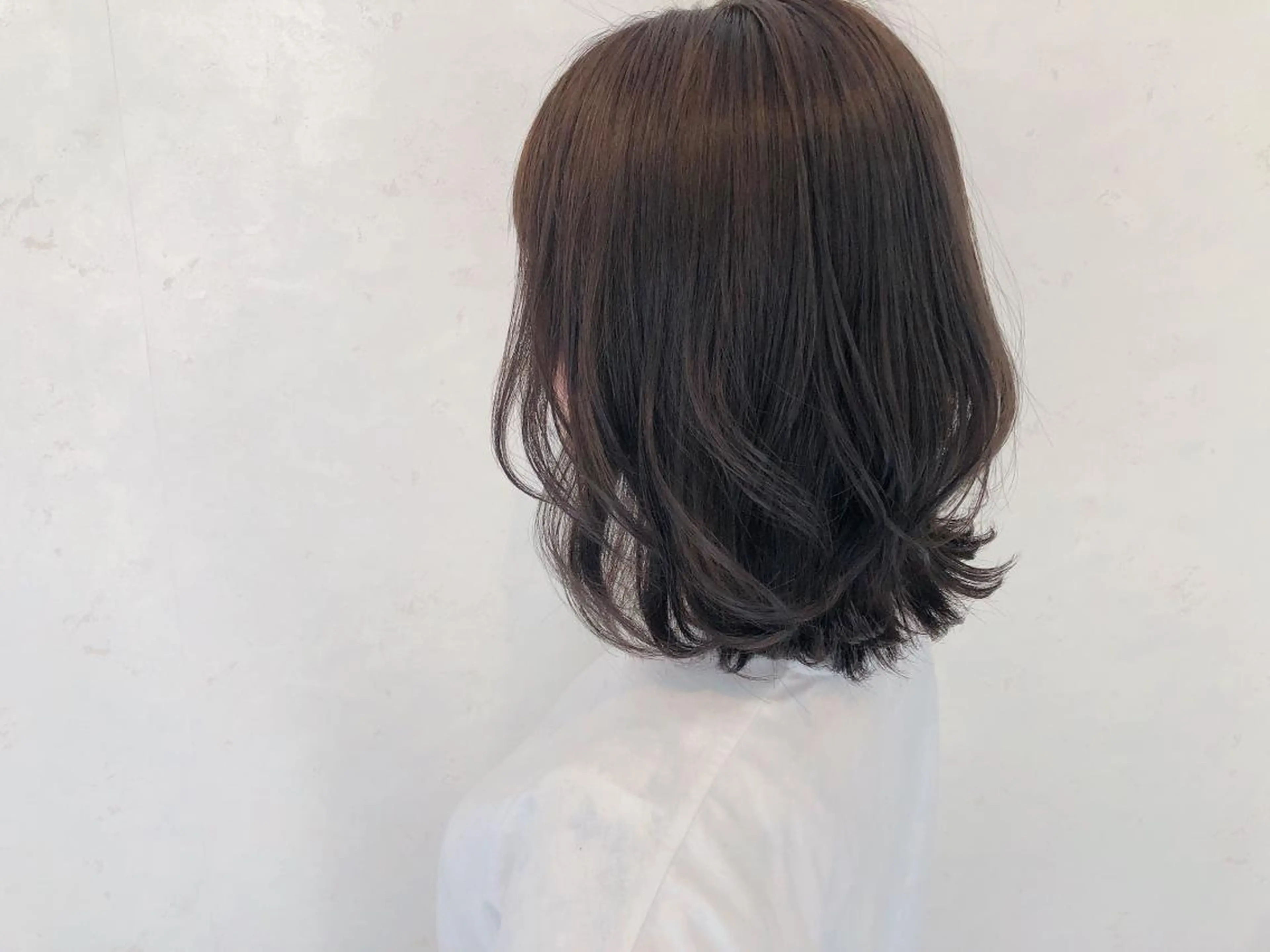 ミディアム カラー 伊藤 さやかのヘアスタイル