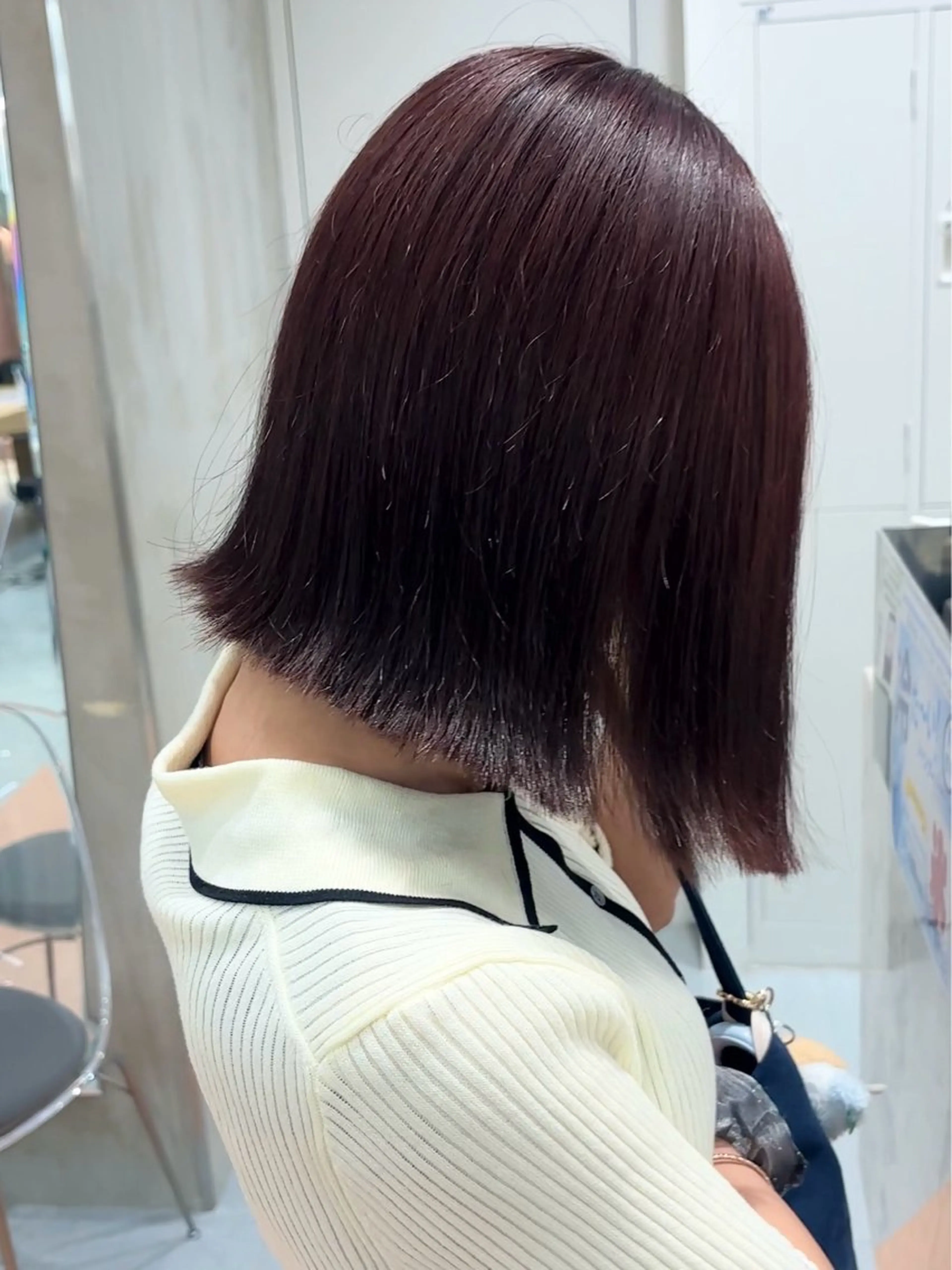 ミディアム カット ヘアカラー あらい みゆのヘアスタイル