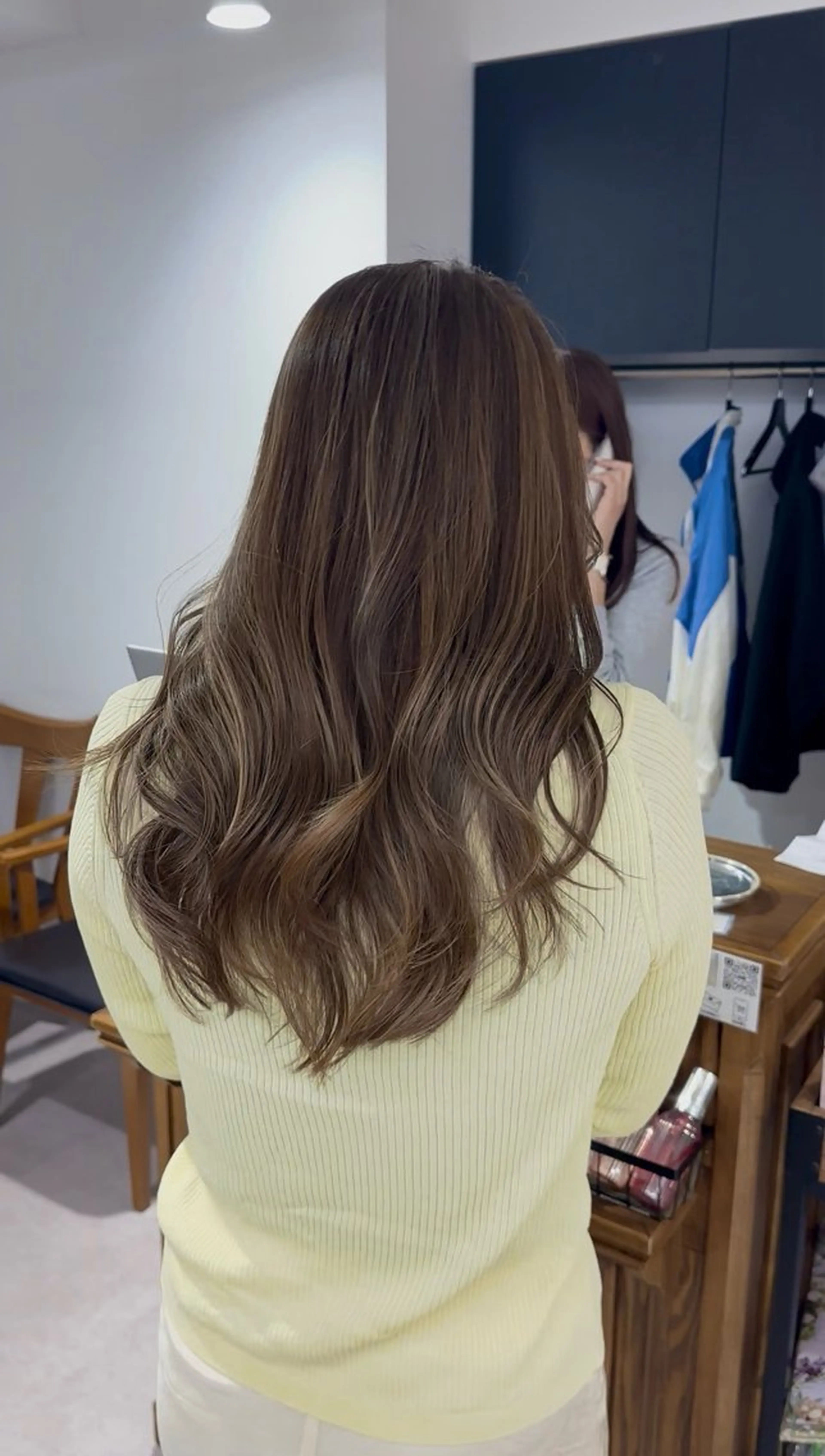 ロング カラー パーマ ヘアアレンジ メンズ キッズ カット ヘアカラー レイヤーカット 🌿透け感カラーのヘアスタイル