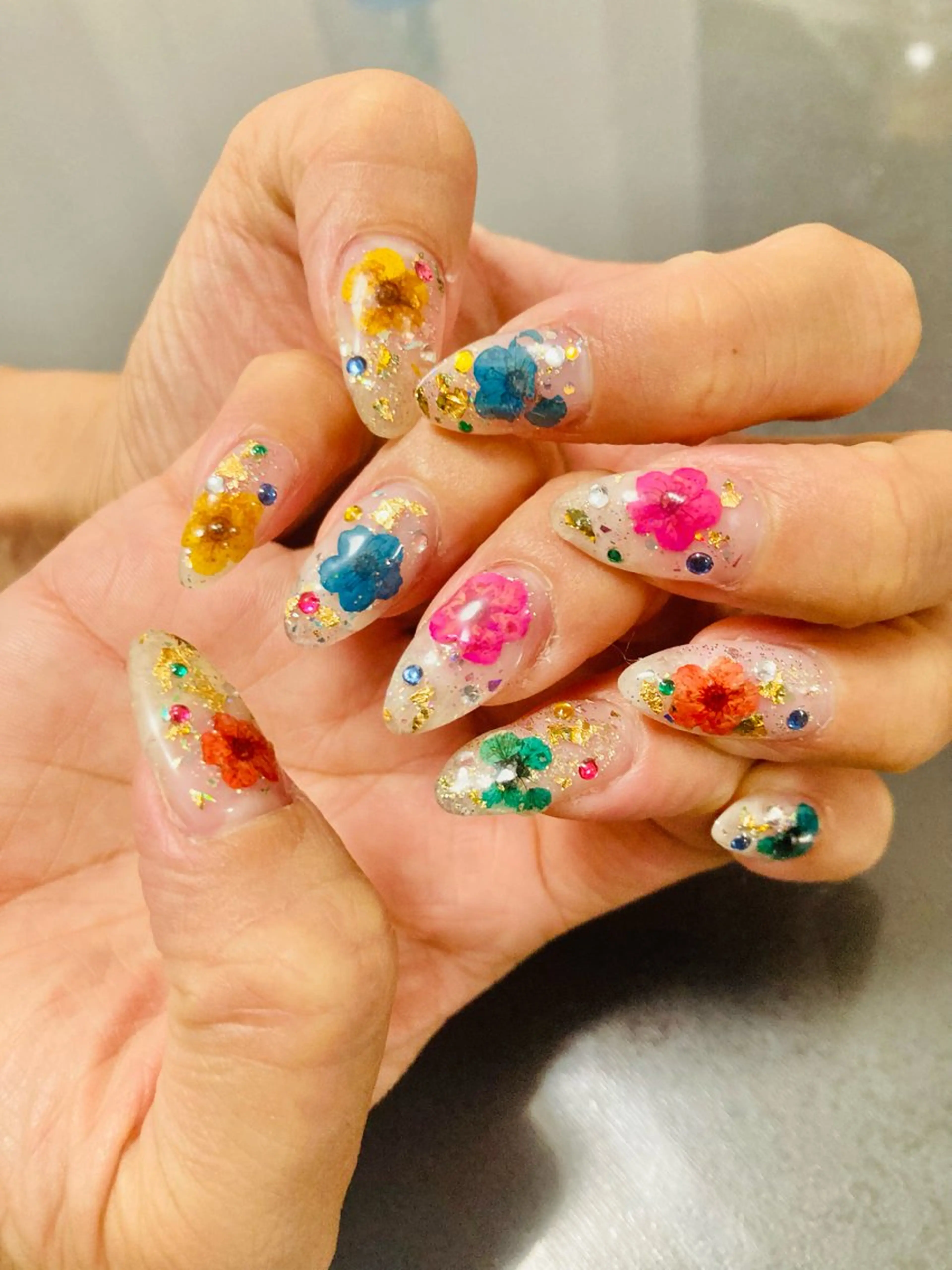 ネイル 寺山 千鶴のネイルデザイン