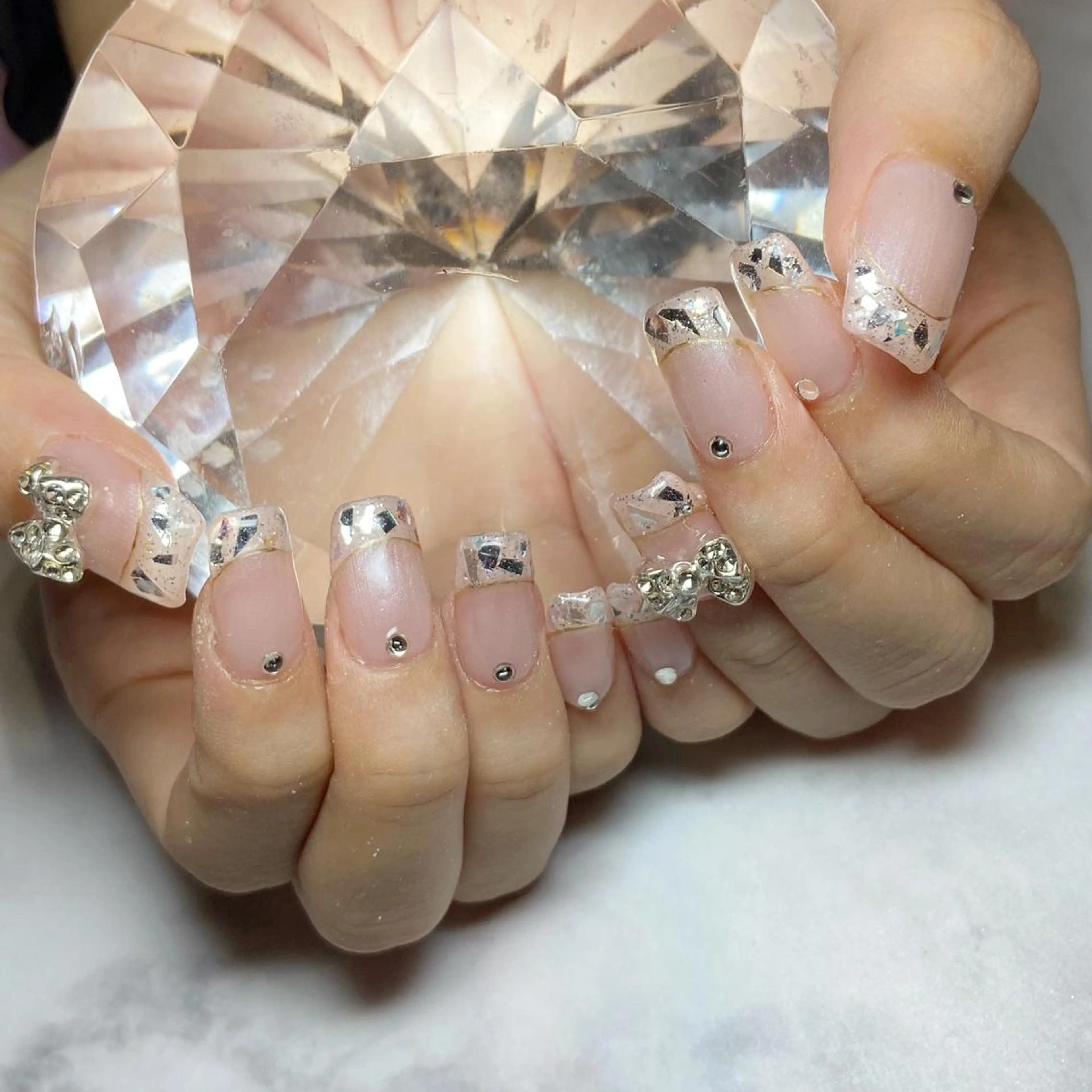 ネイル ハンドネイル YUN 💅のネイルデザイン