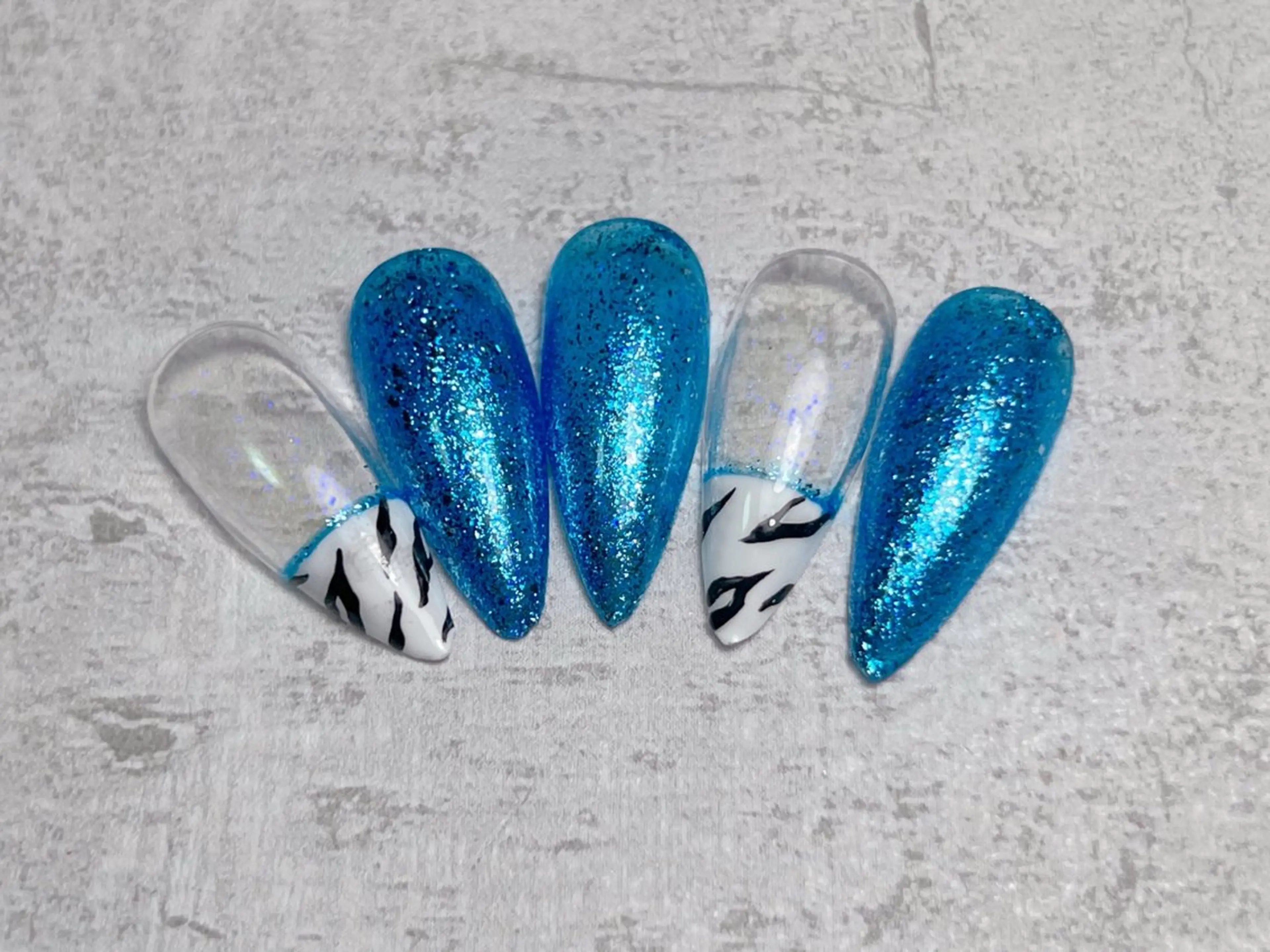 ネイル lucky nail 歌舞伎町のネイルデザイン