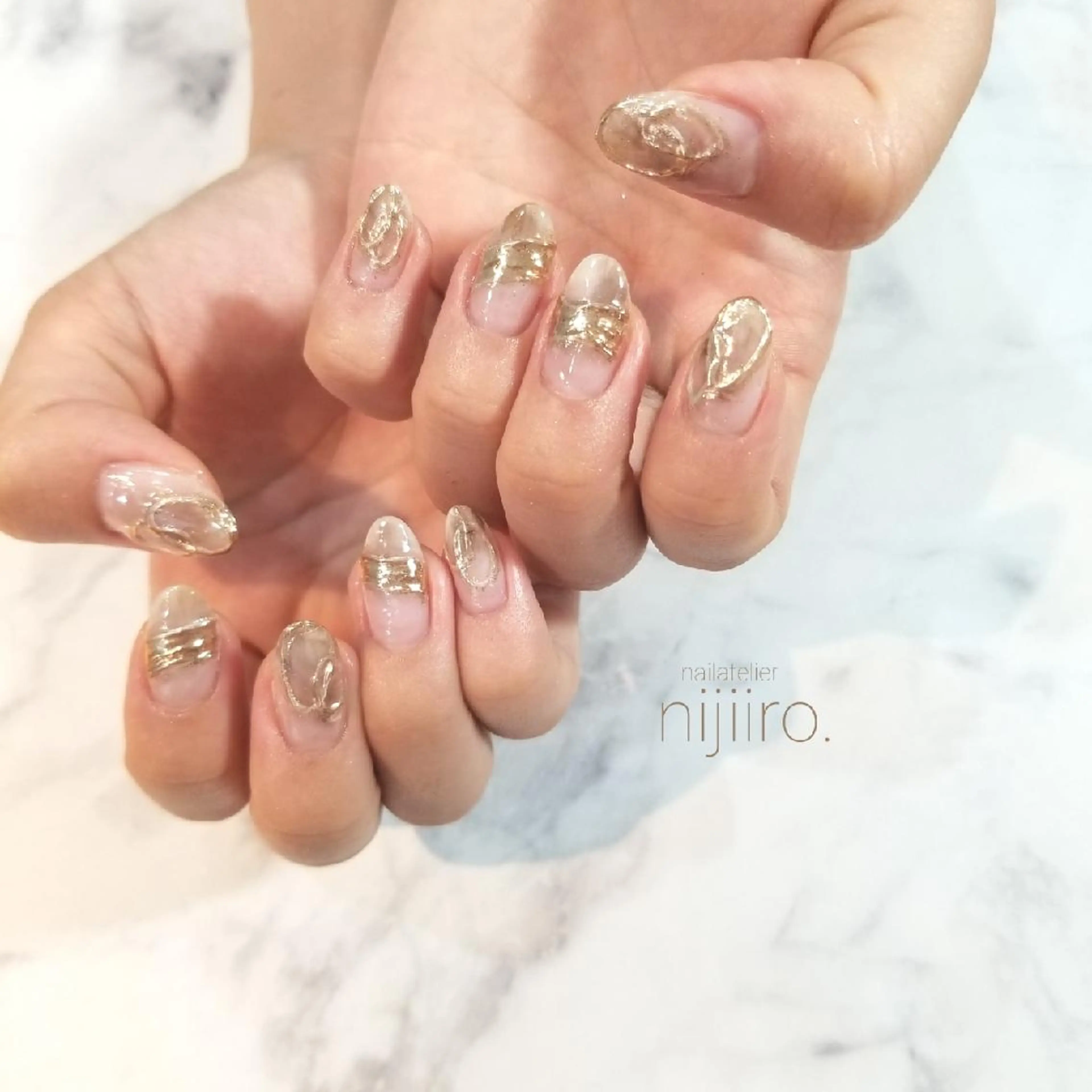 ネイル ミラーネイル ニュアンスネイル ハンドネイル nijiiro🌈 サトウのネイルデザイン