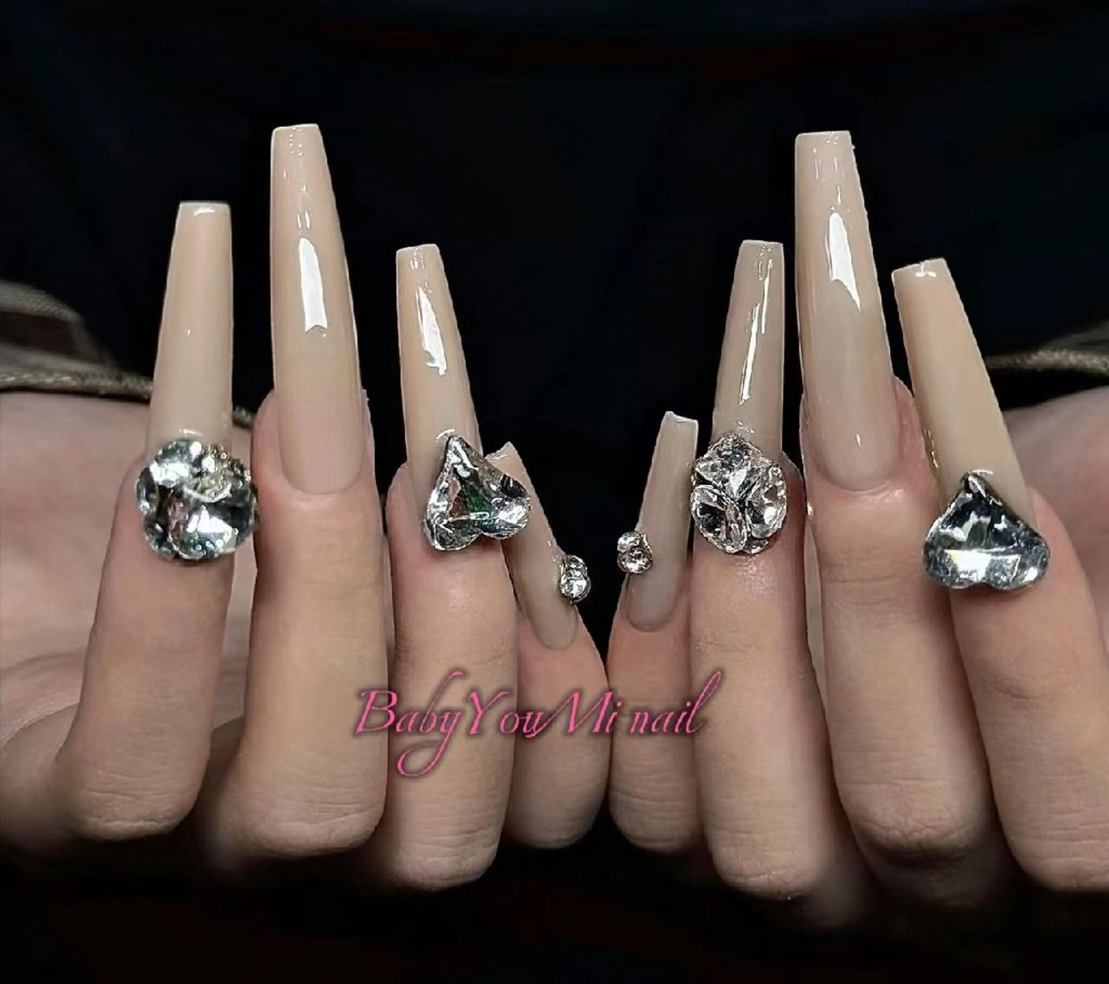 ネイル オーロラネイル フラワーネイル フットネイル フレンチネイル ジェルネイル ハンドネイル Oomiya 服部のネイルデザイン