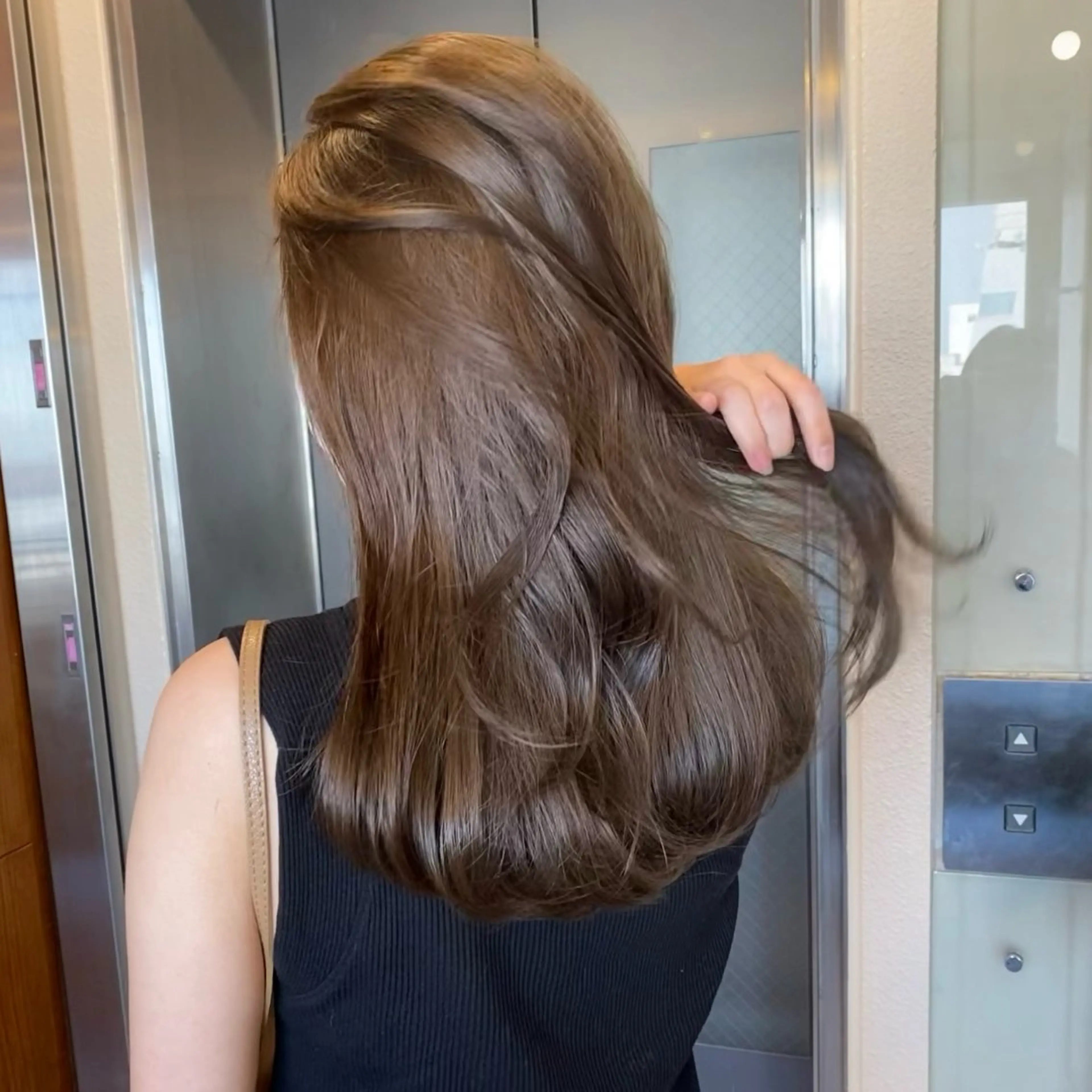 ロング カラー ヘアカラー トリートメント 🥣 hashi 🛋️のヘアスタイル