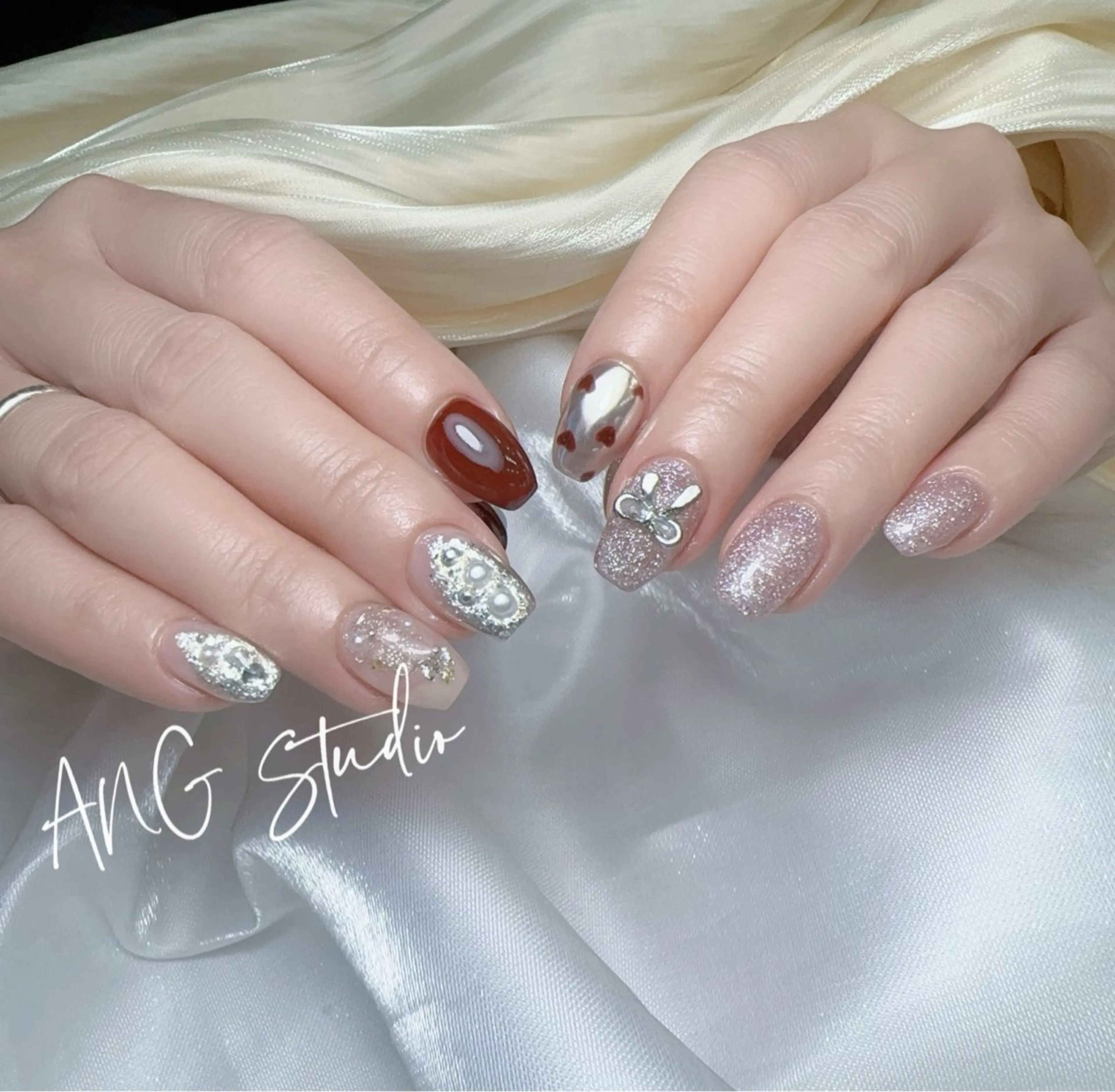 ネイル ハンドネイル ハンドケア ANG Studioのネイルデザイン