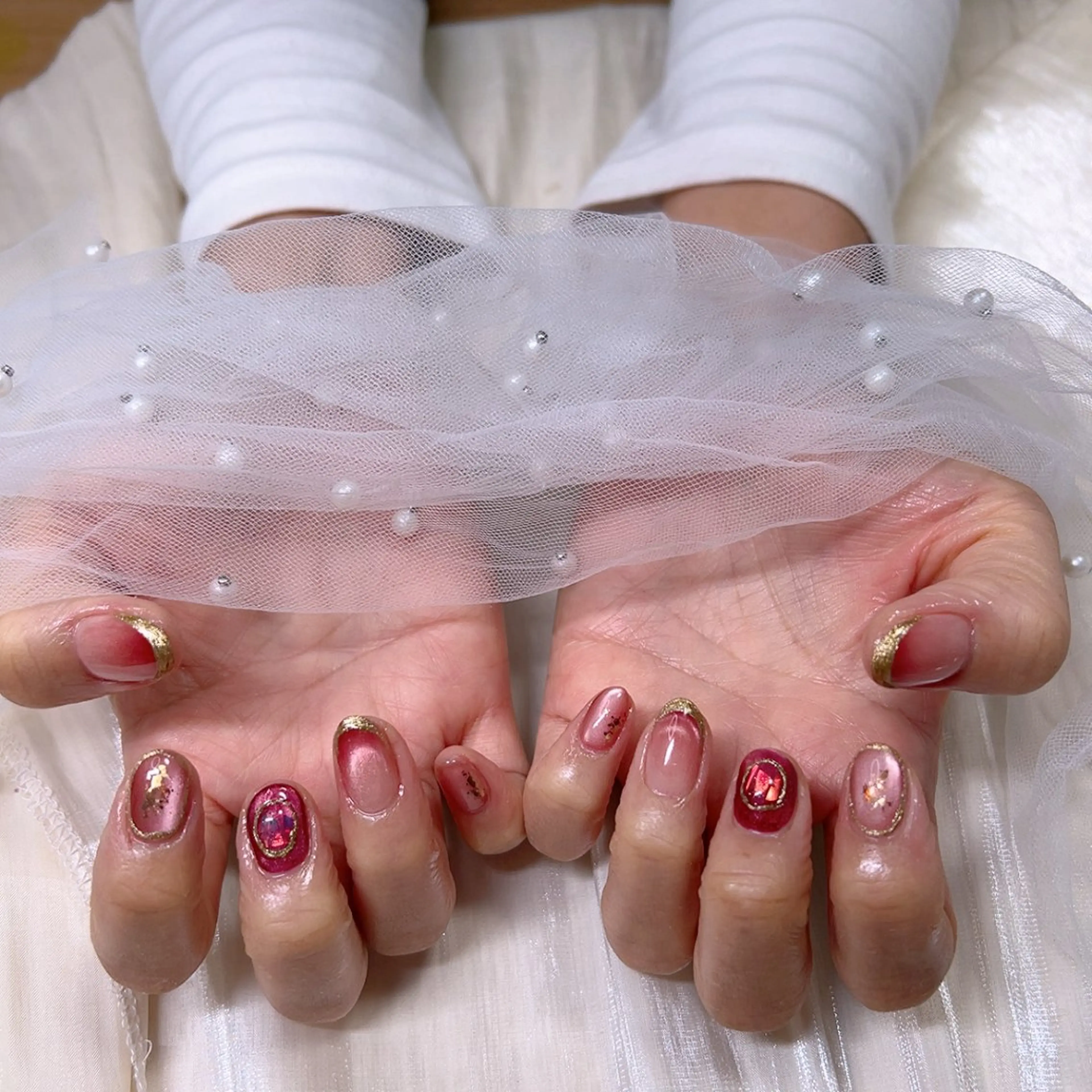 ネイル フレンチネイル マグネットネイル マグネットフレンチ オフィスネイル ぷっくりネイル Cute Tips nailのネイルデザイン