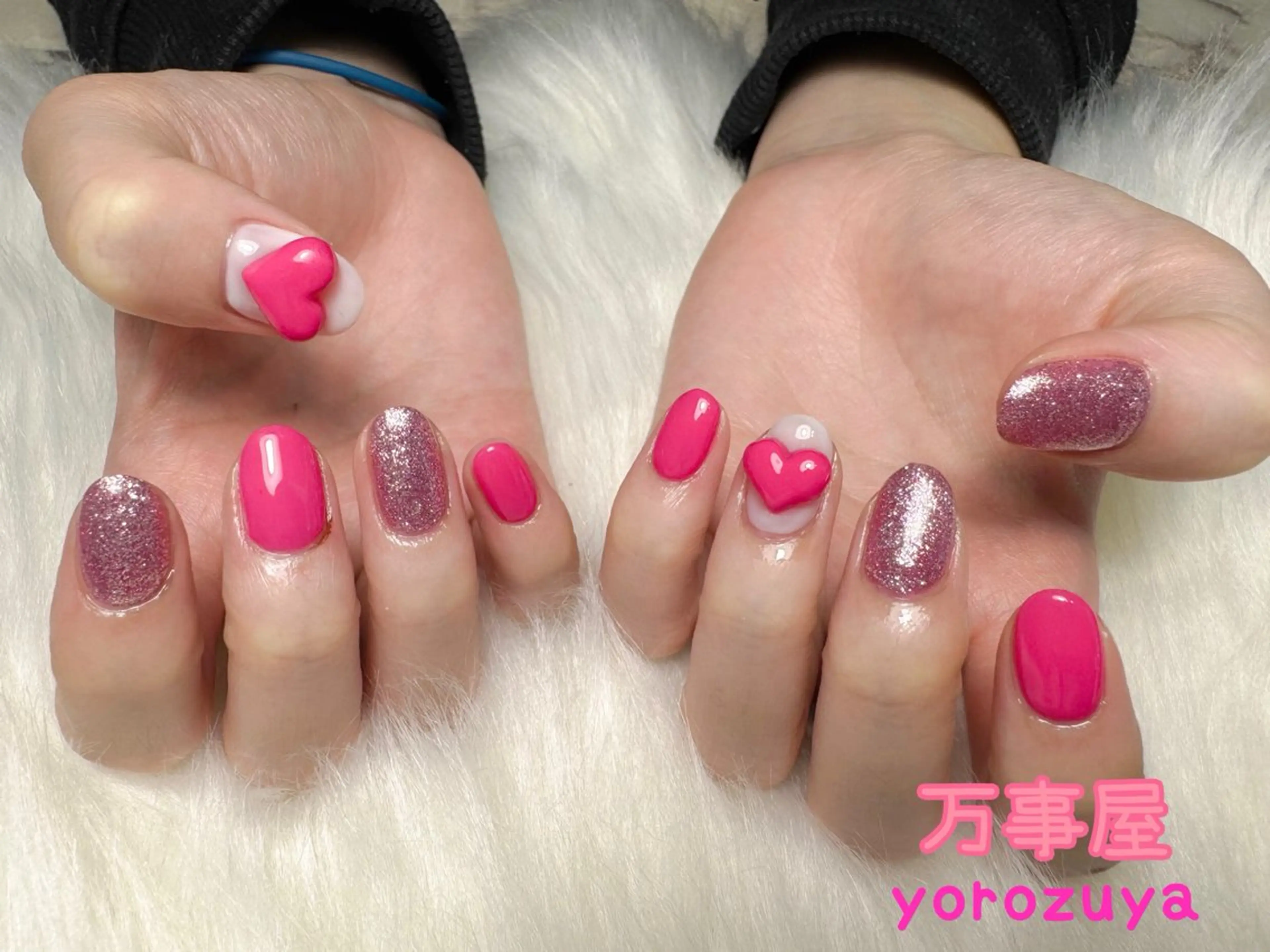 ネイル ハート ハンドネイル ☆ YOROZUYA..のネイルデザイン