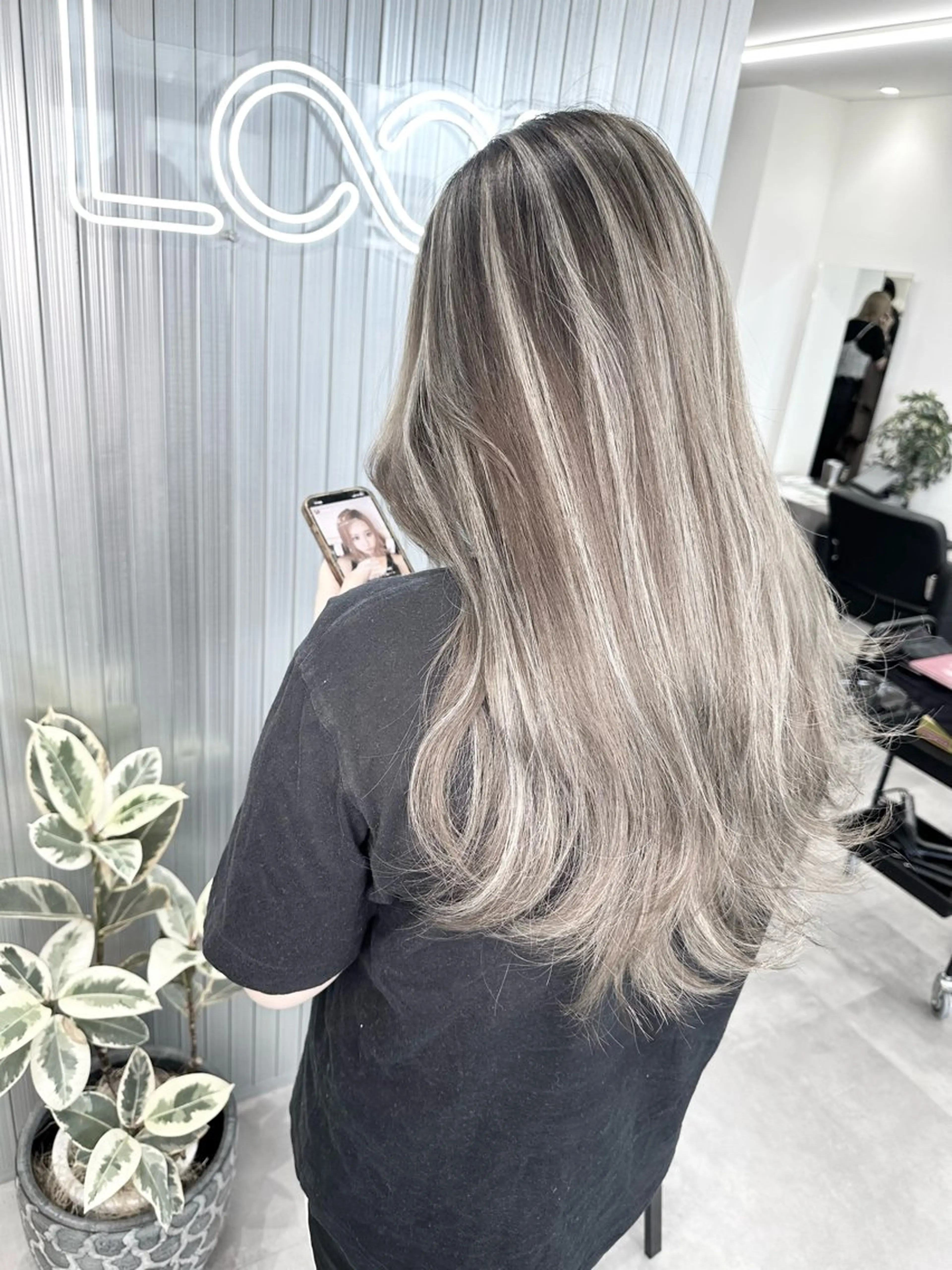 ロング カラー ヘアカラー LOOP hair eye lash所属・LOOP hairのヘアスタイル