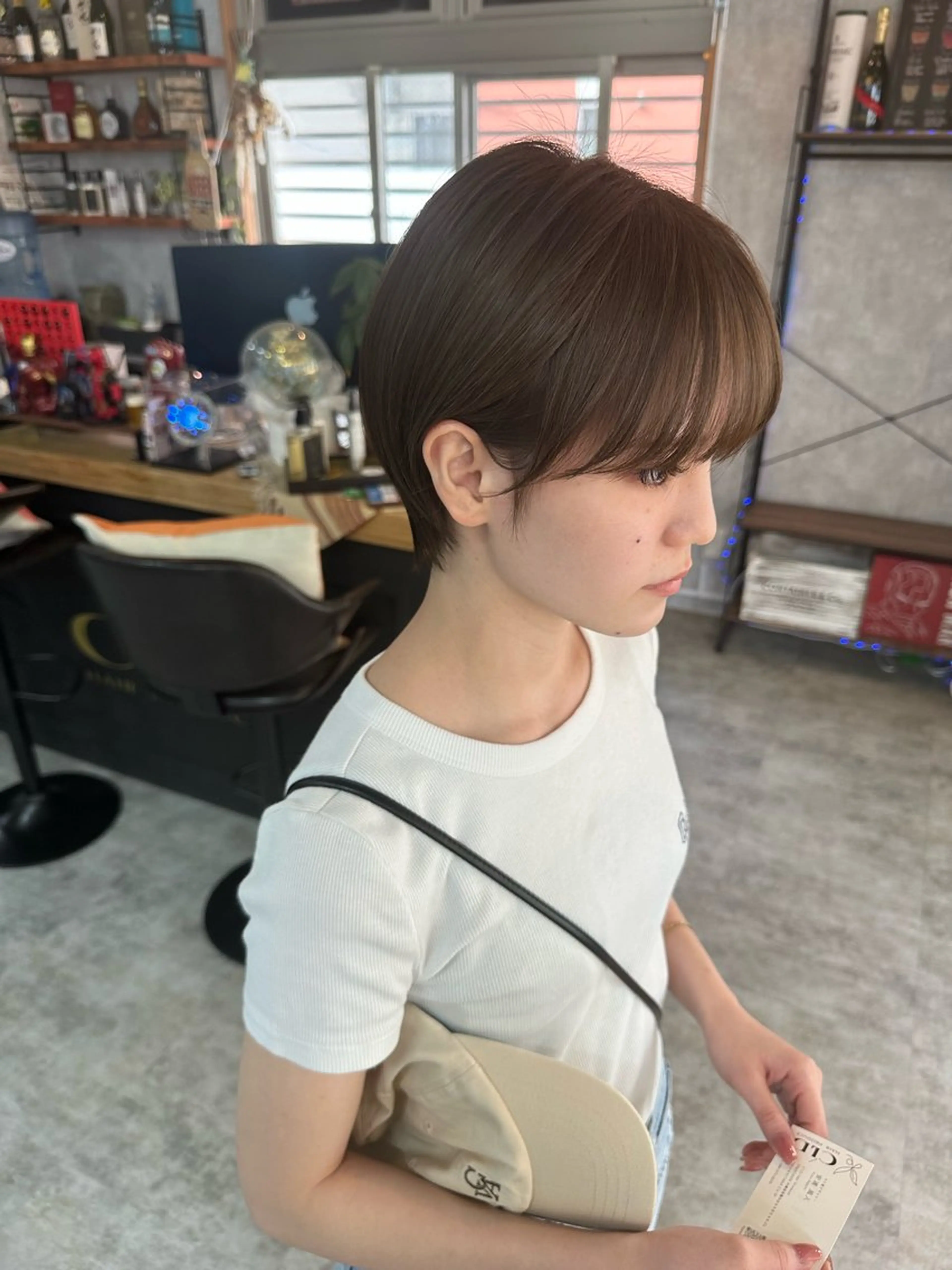 ショート 切りっぱなしボブ ショートボブ ハンサムショート 丸みショート ボブ モテ髪/ボブ/ショー ト/アダチフウトのヘアスタイル