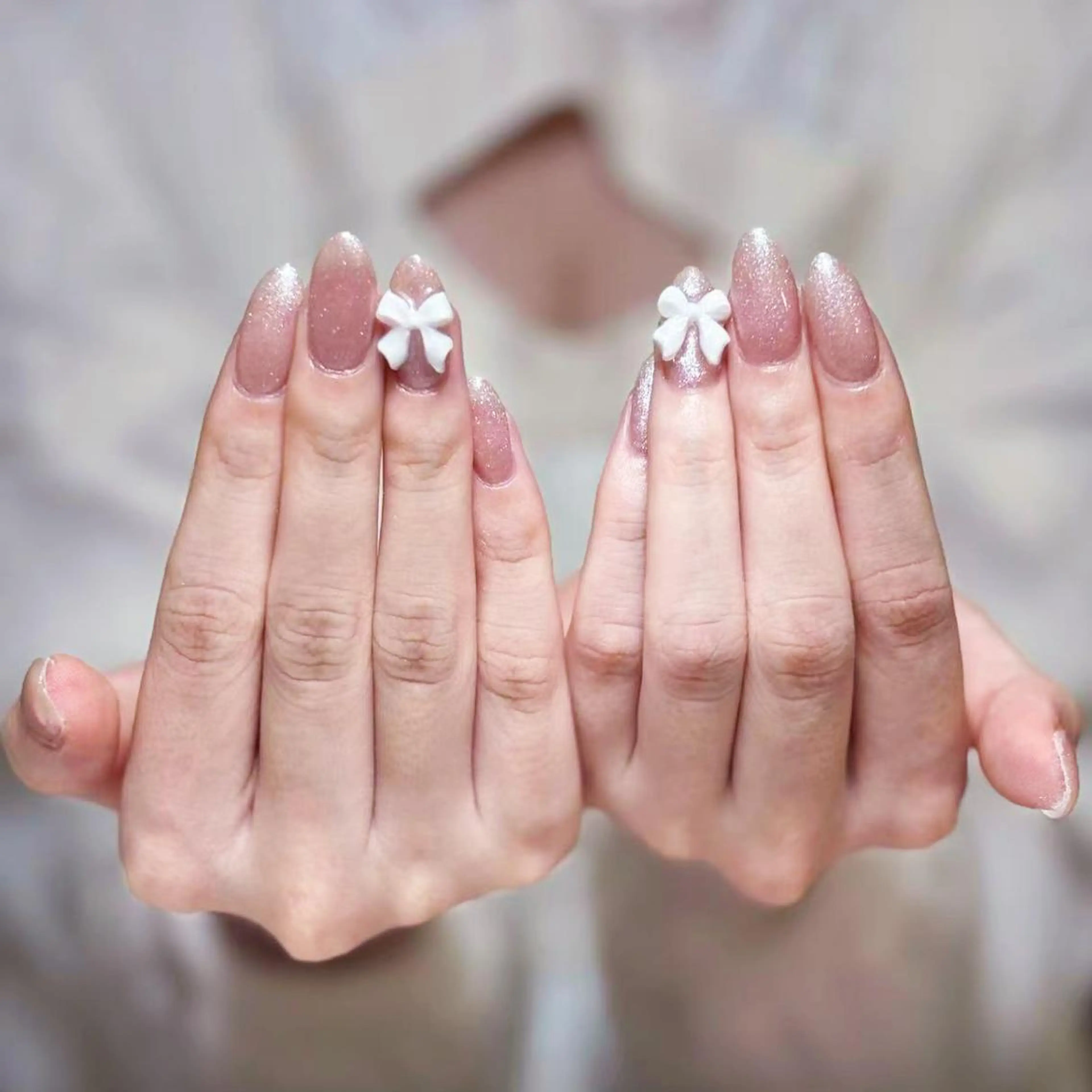 ネイル アートネイル オーロラネイル ガーリー キラキラネイル 韓国ネイル リナ 💅のネイルデザイン