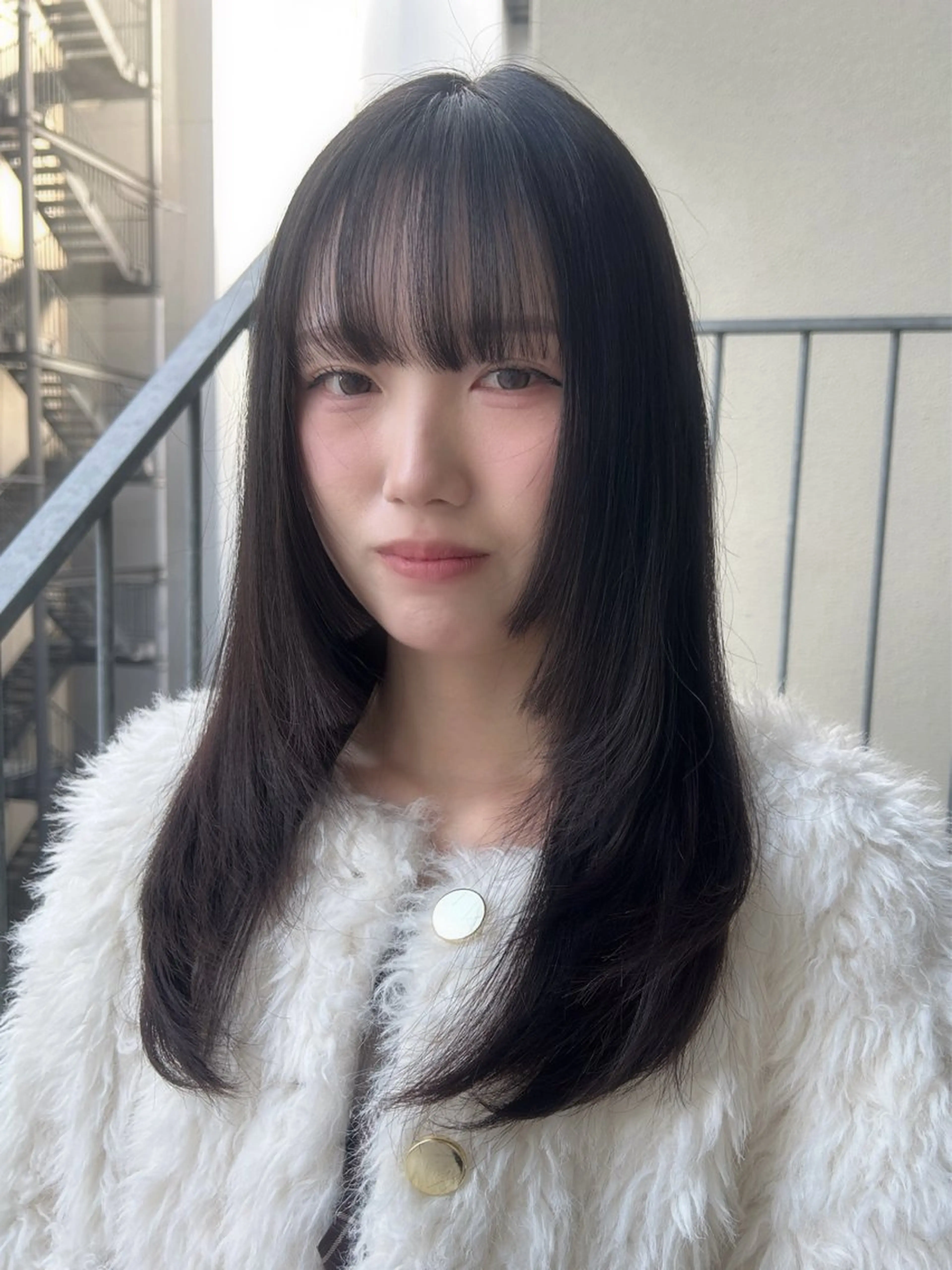 セミロング カット 髙林 優衣のヘアスタイル