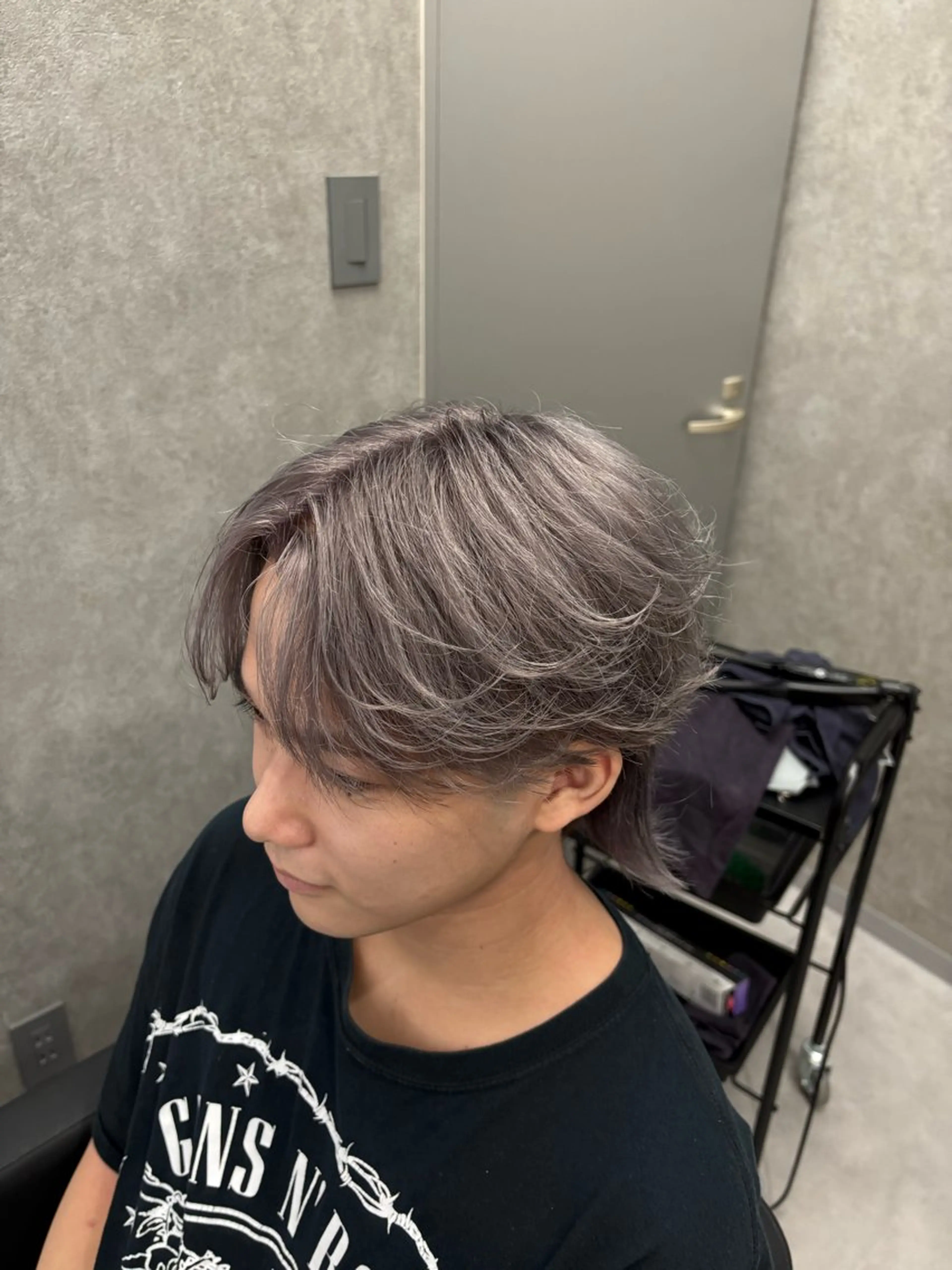 カラー メンズ シルバー メンズカラー/ NISSYのヘアスタイル