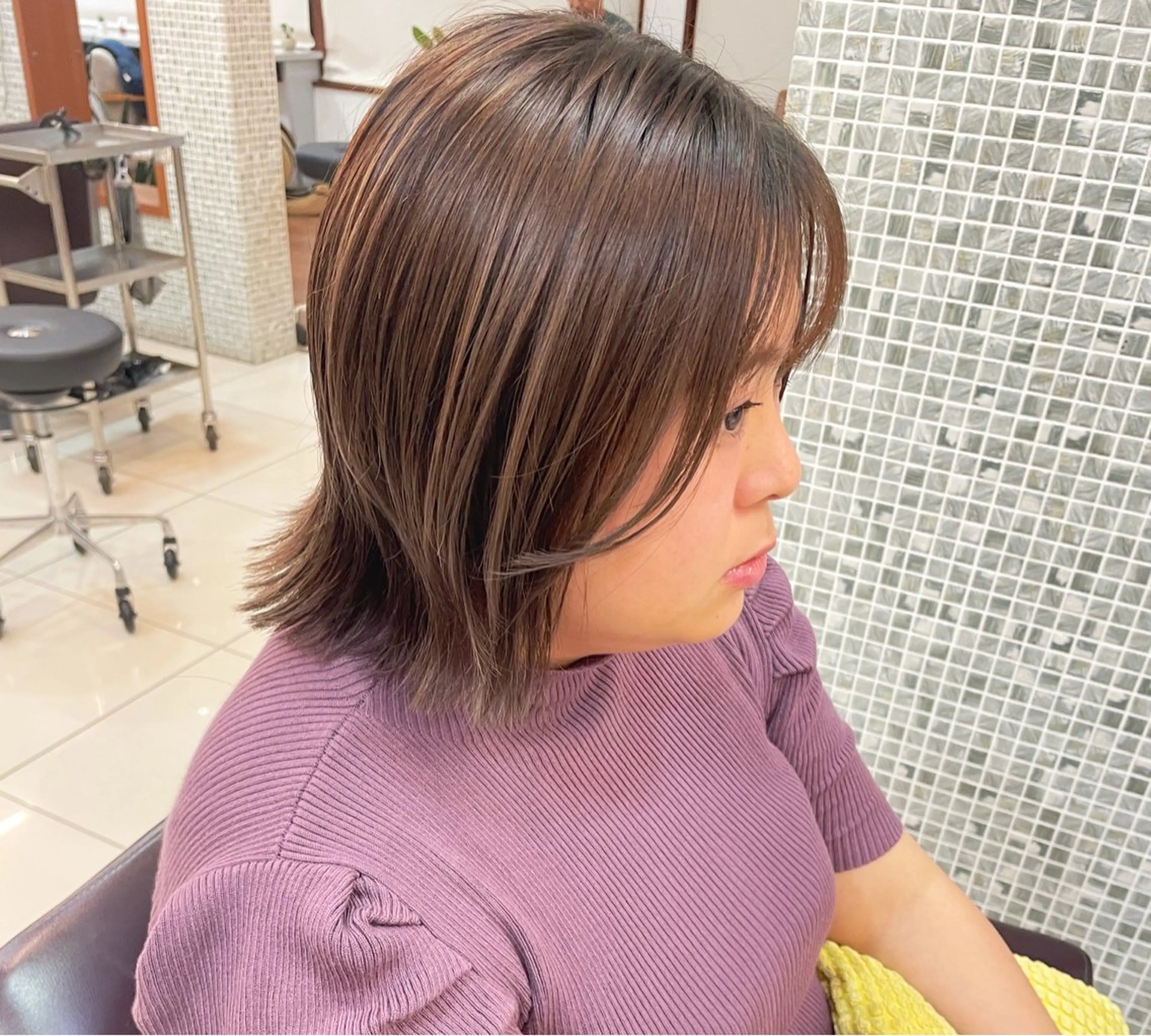 ミディアム ボブレイヤー ボブ レイヤーカット 小顔カット 石井 麻鈴のヘアスタイル