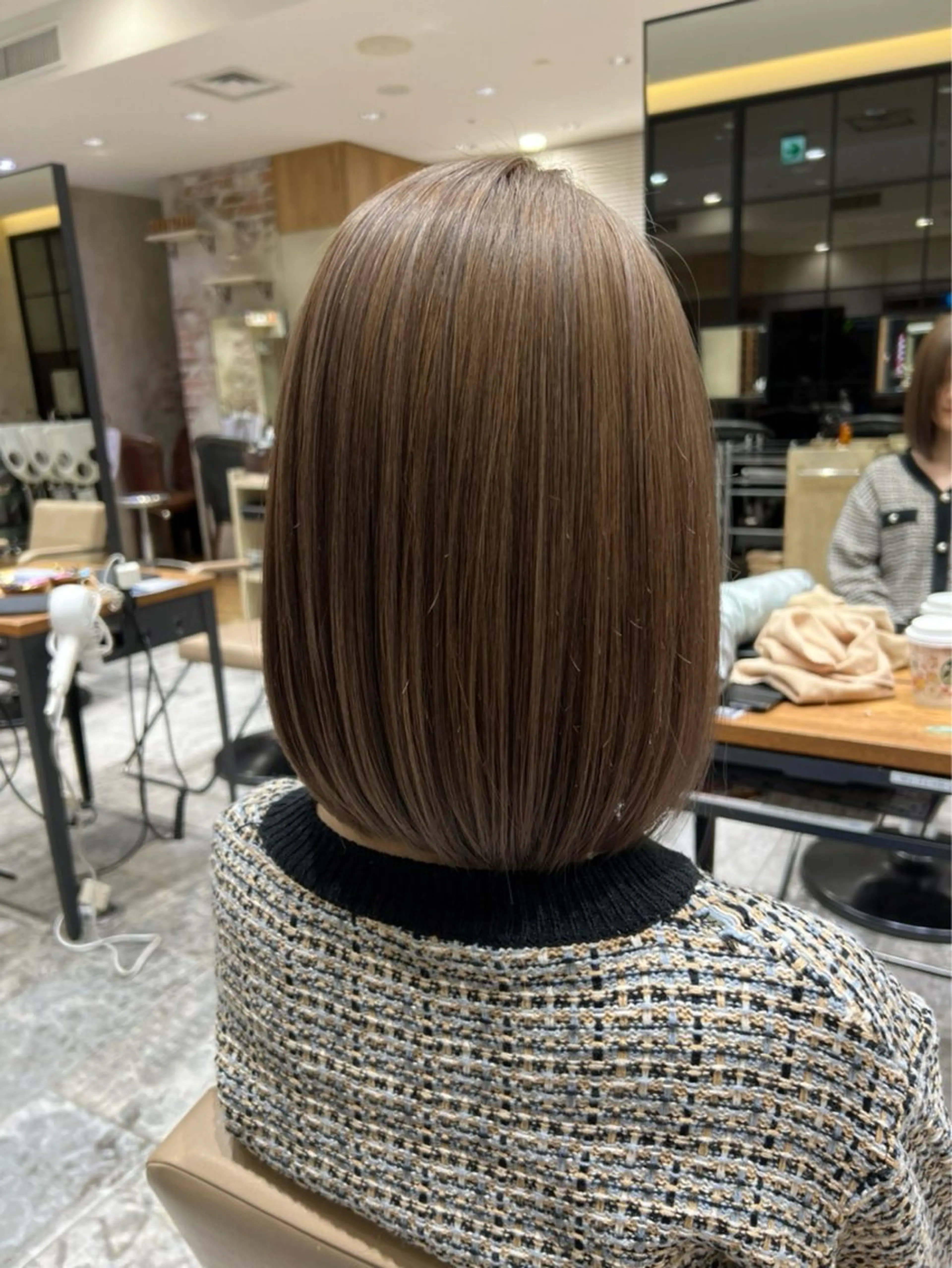 ショート カラー 💎レイヤー/韓国 💎石戸谷のヘアスタイル