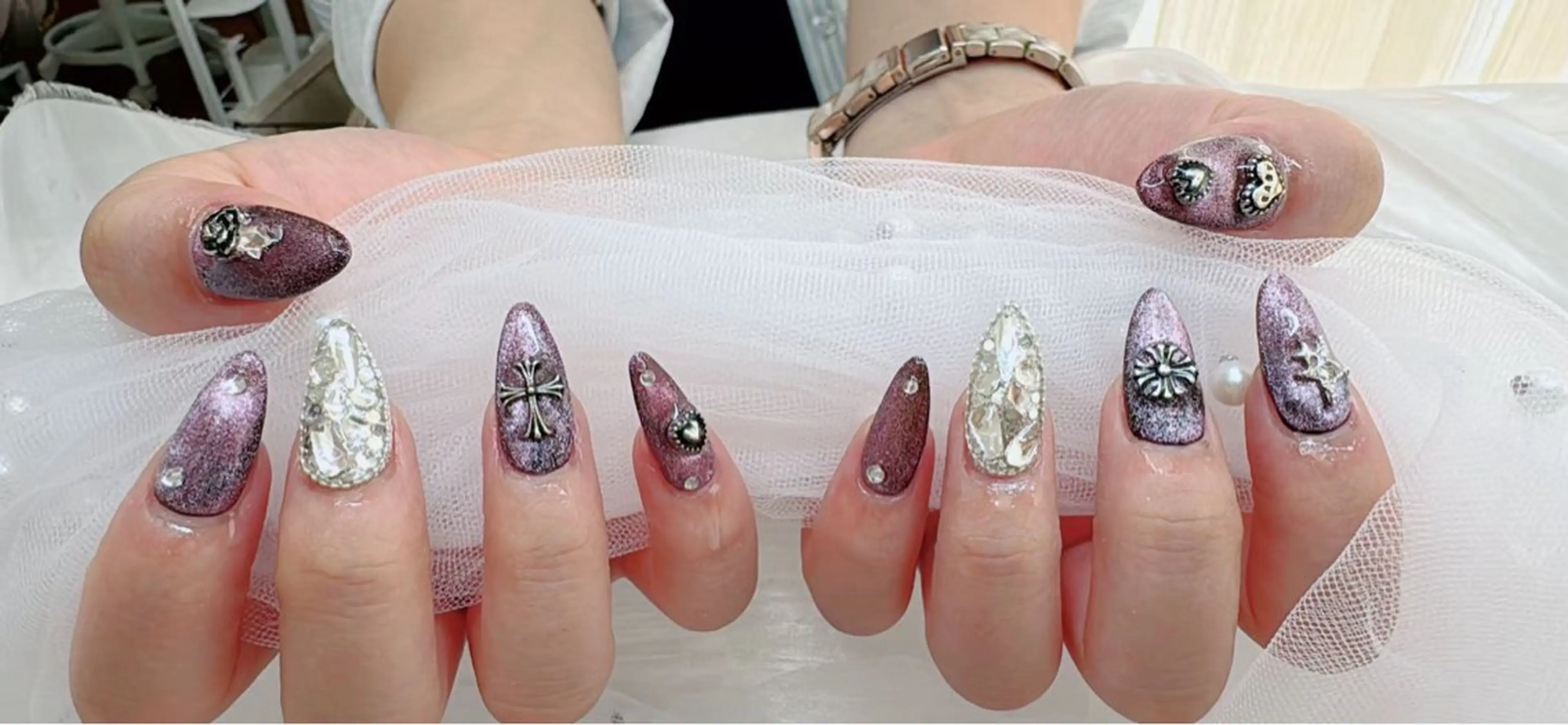 ネイル ハンドネイル ハンドケア The Nail & Eye Lashの眉毛・アイブロウイメージ