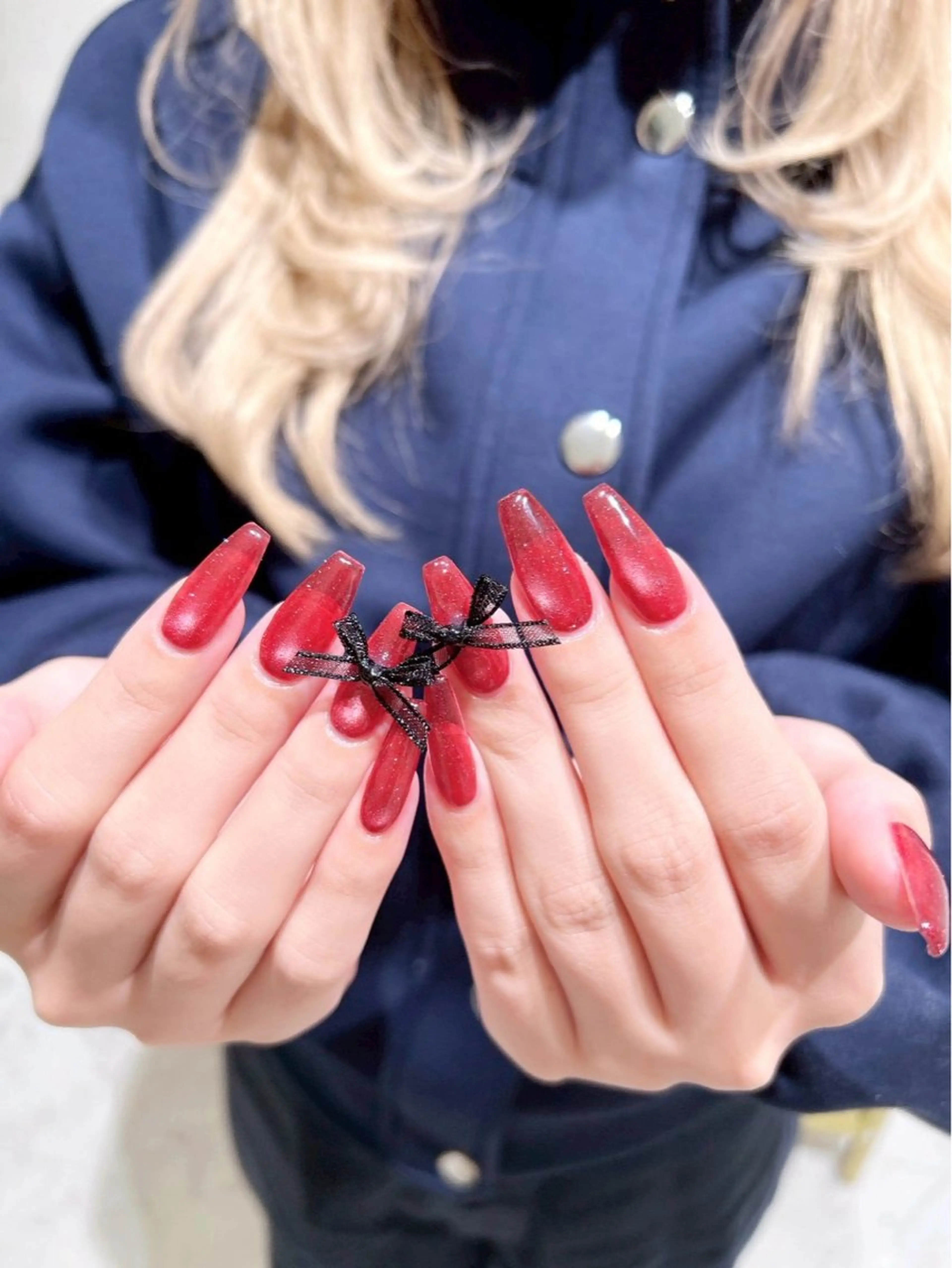 ネイル うるキラ✨ワンホン yuka🥂のネイルデザイン