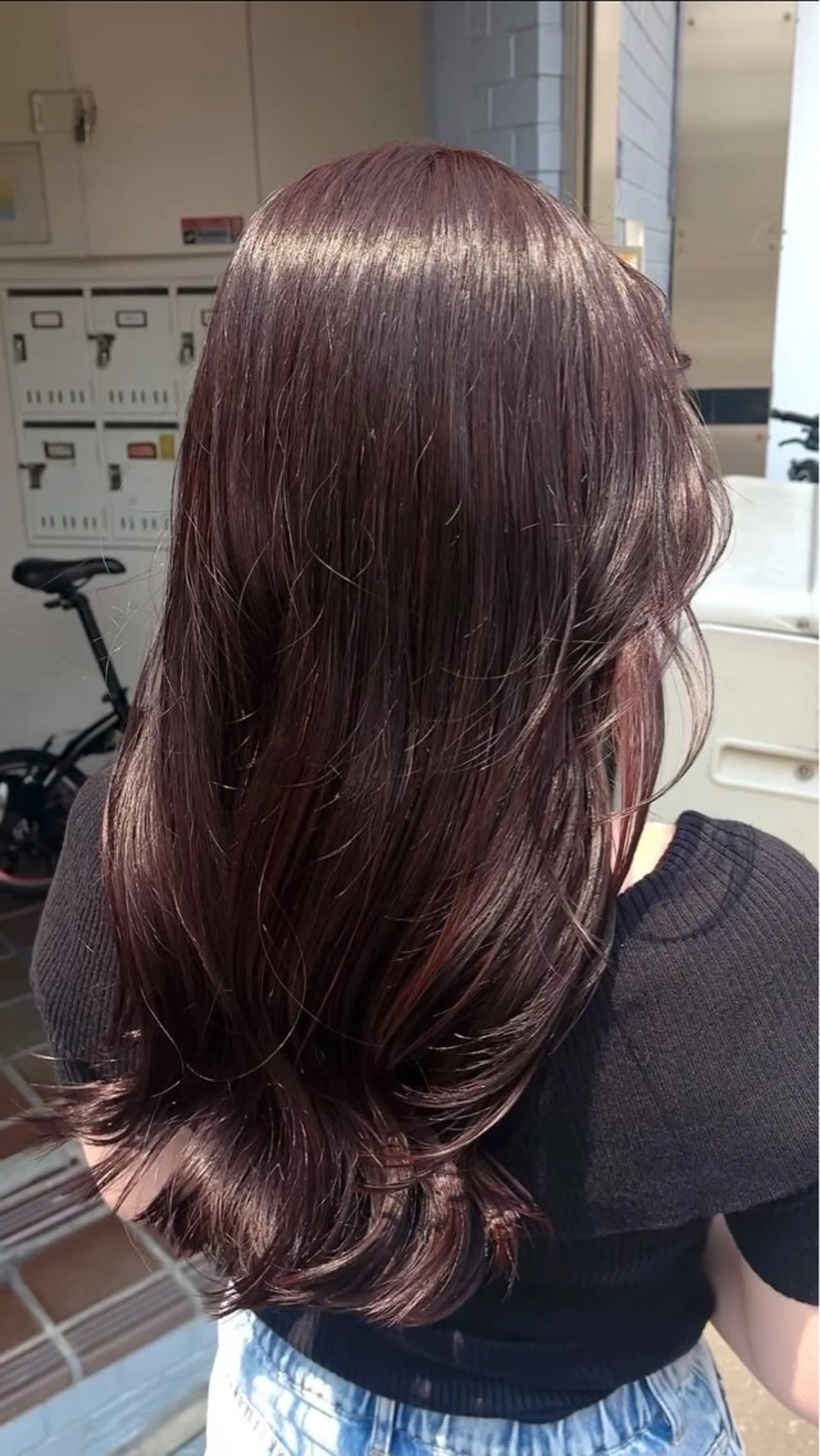 セミロング 柿本 ひなのヘアスタイル