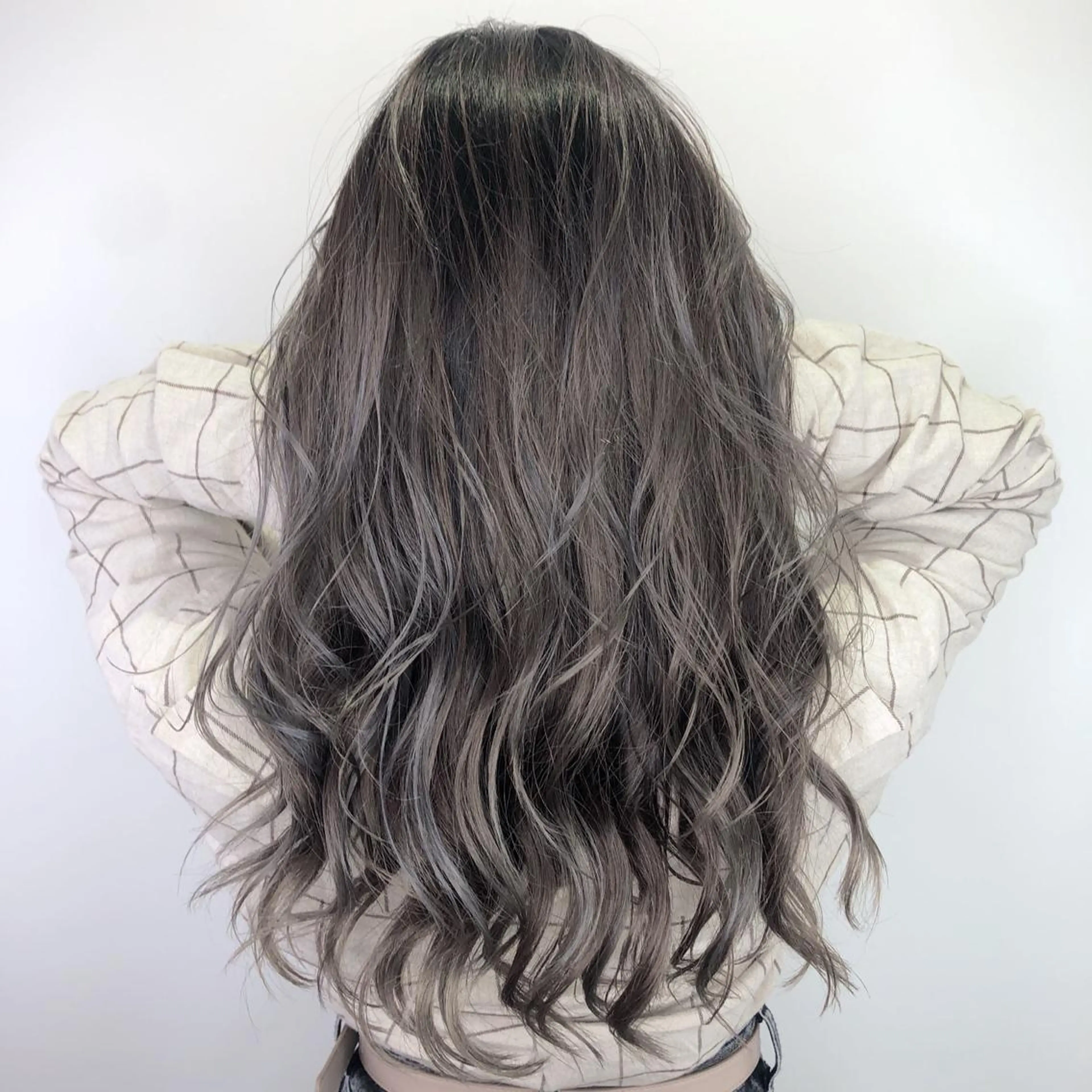 セミロング カラー ヘアカラー トリートメント 関 京磨のヘアスタイル