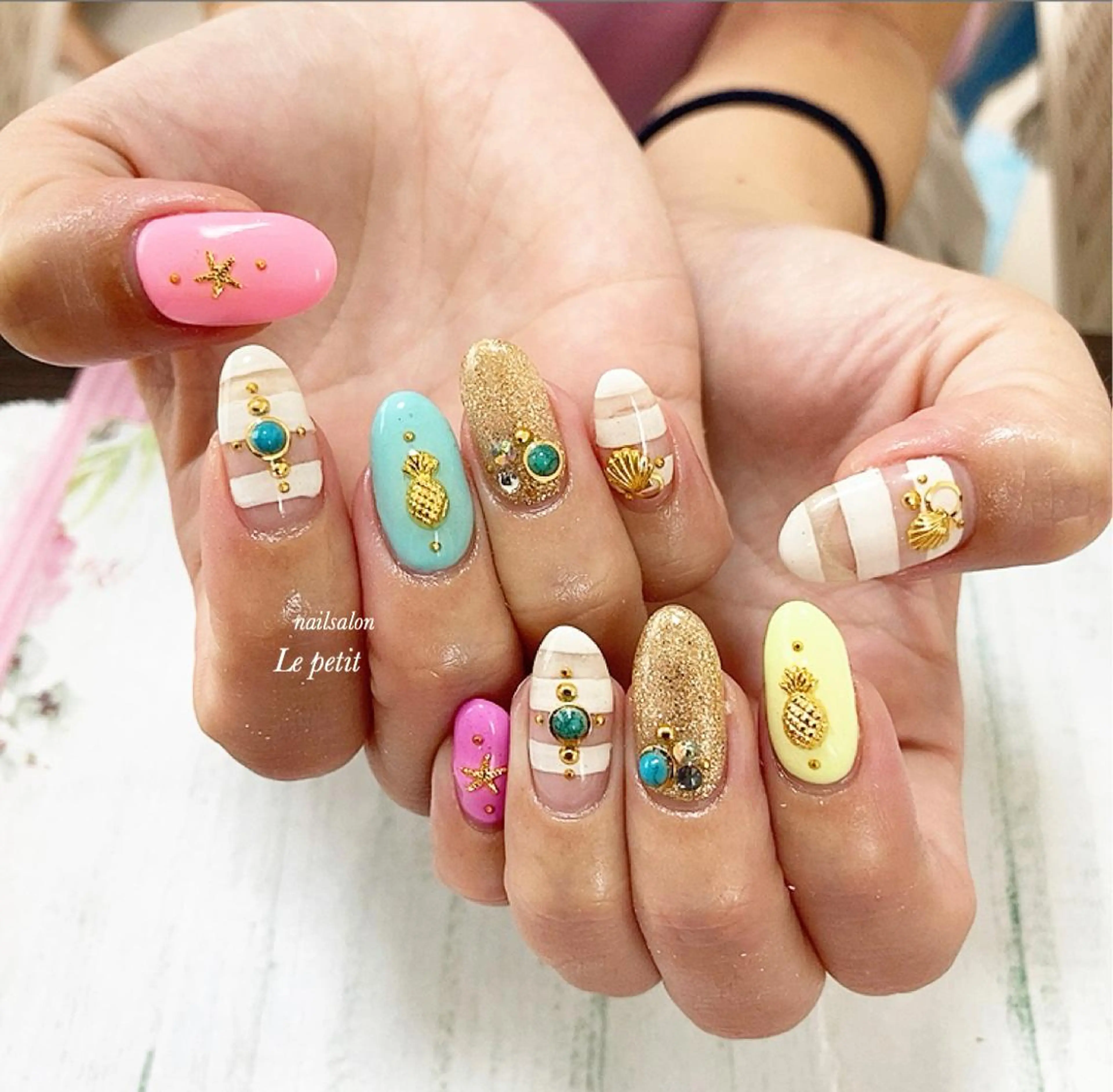 ネイル 石野 広佳のネイルデザイン