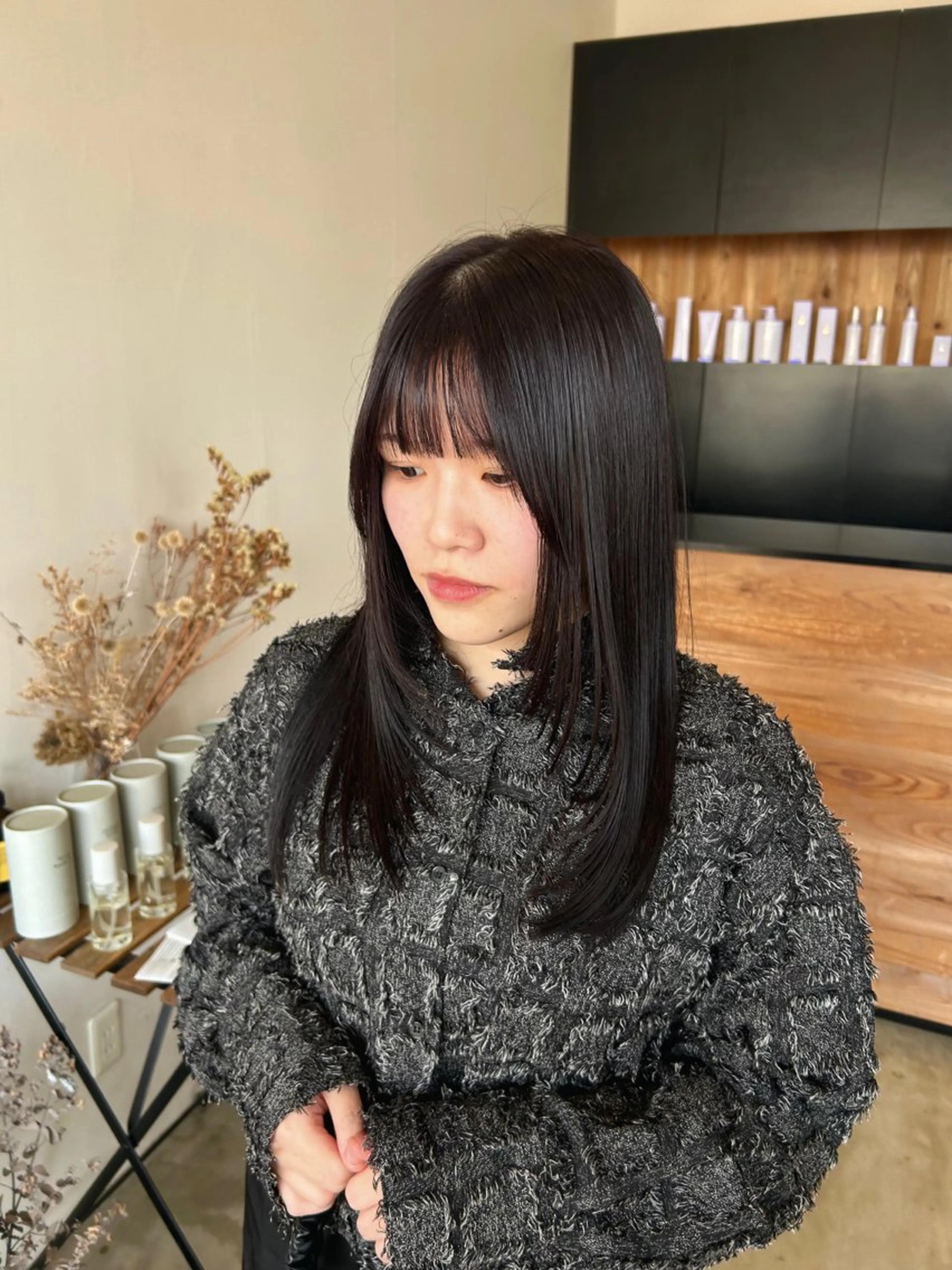 セミロング カラー レイヤーカット plus HAIR いずみのヘアスタイル