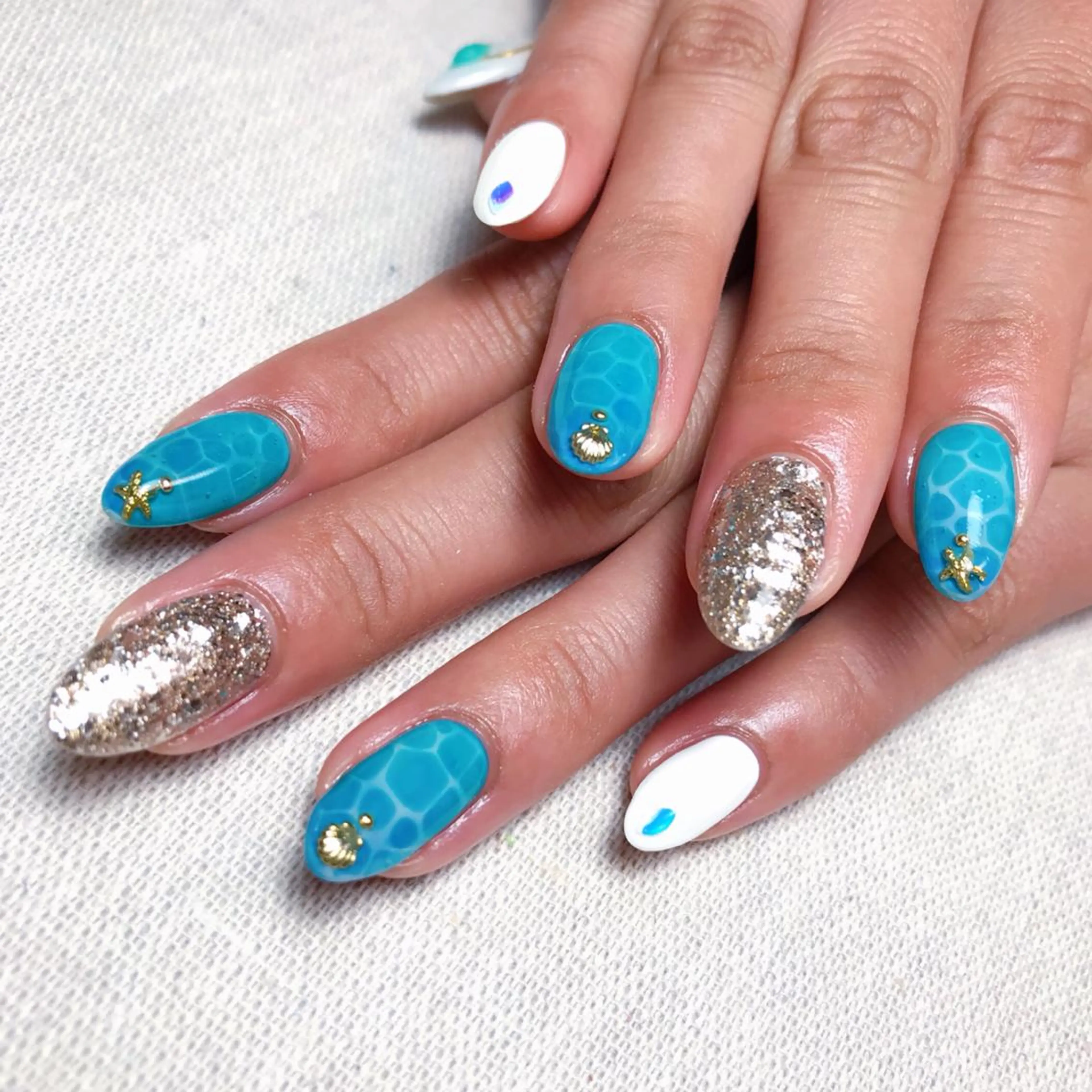 ネイル ハンドネイル 💅chainail _aiのネイルデザイン