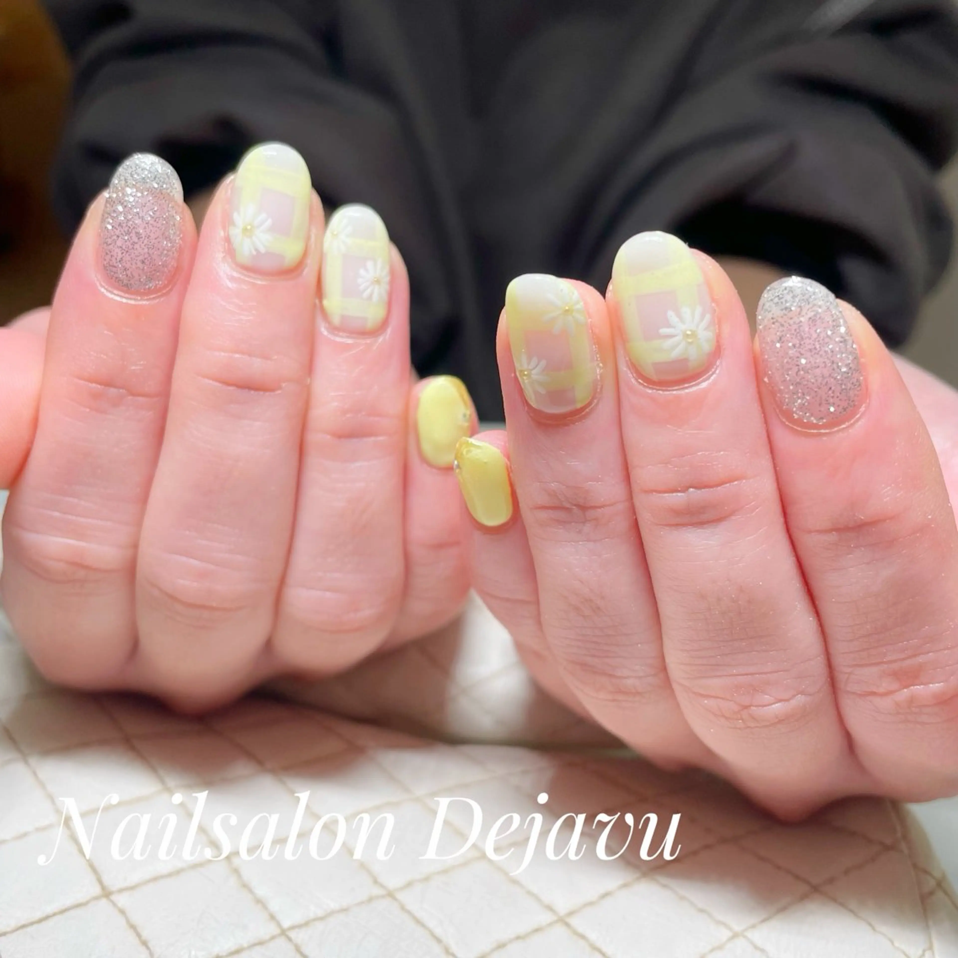 ネイル フラワーネイル 持ち込み ハンドネイル Nail salon Dejavu 🌿のネイルデザイン