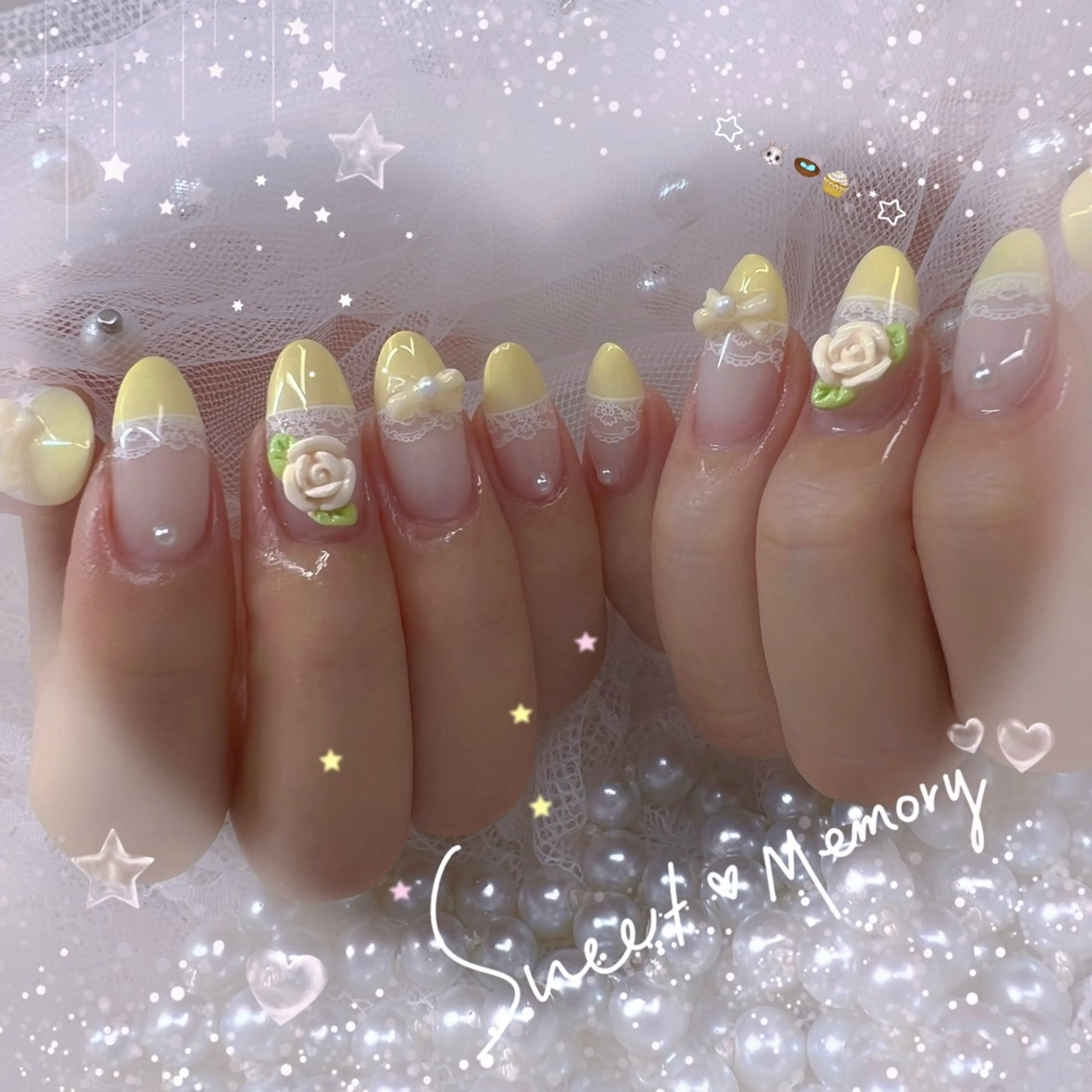 ネイル チークネイル フレンチネイル ガーリー ガラスフレンチ グラデーション ハンドネイル ハンドケア Chill Nailsalonのネイルデザイン