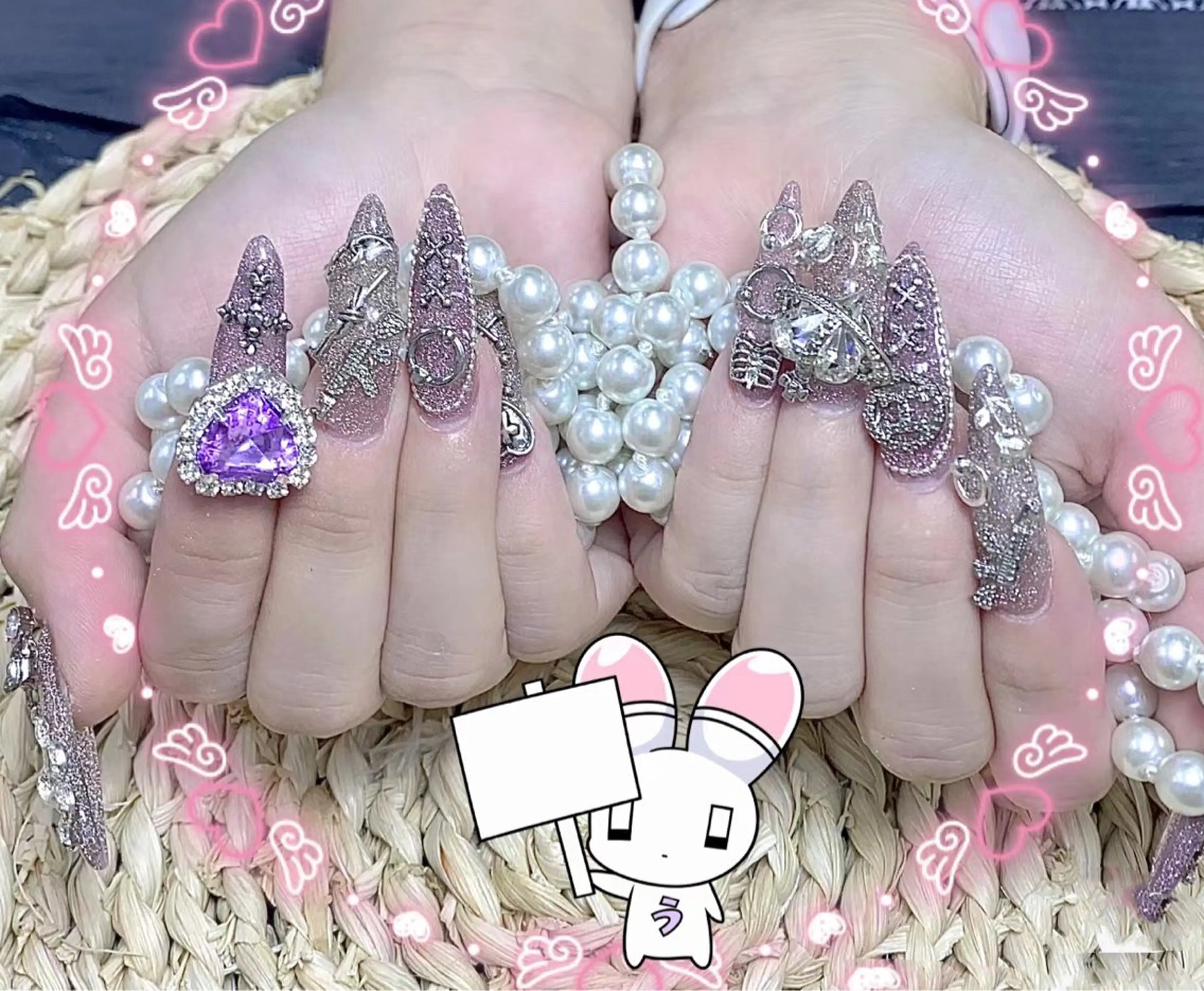 ネイル ストーンネイル リボン、ガーリー パーツ放題専門店のネイルデザイン