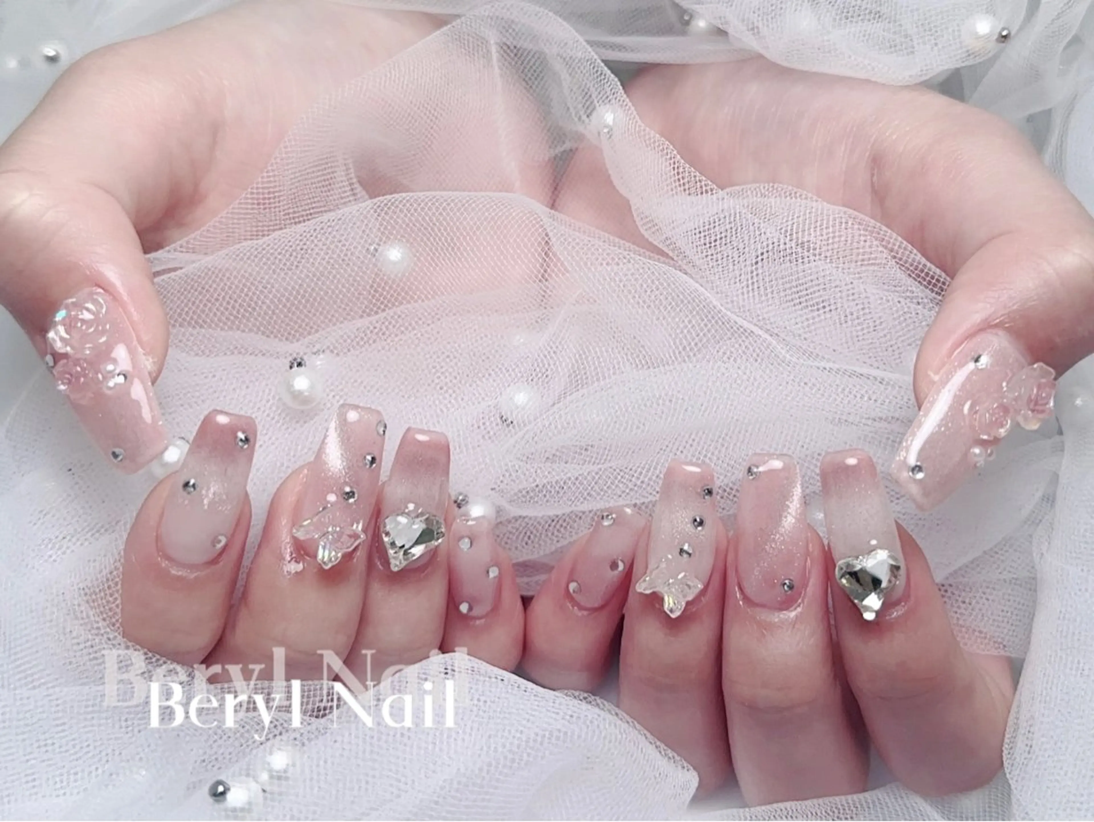 セミロング ハンドネイル Beryl Nail所属・Beryl Nail 新大久保のネイルデザイン