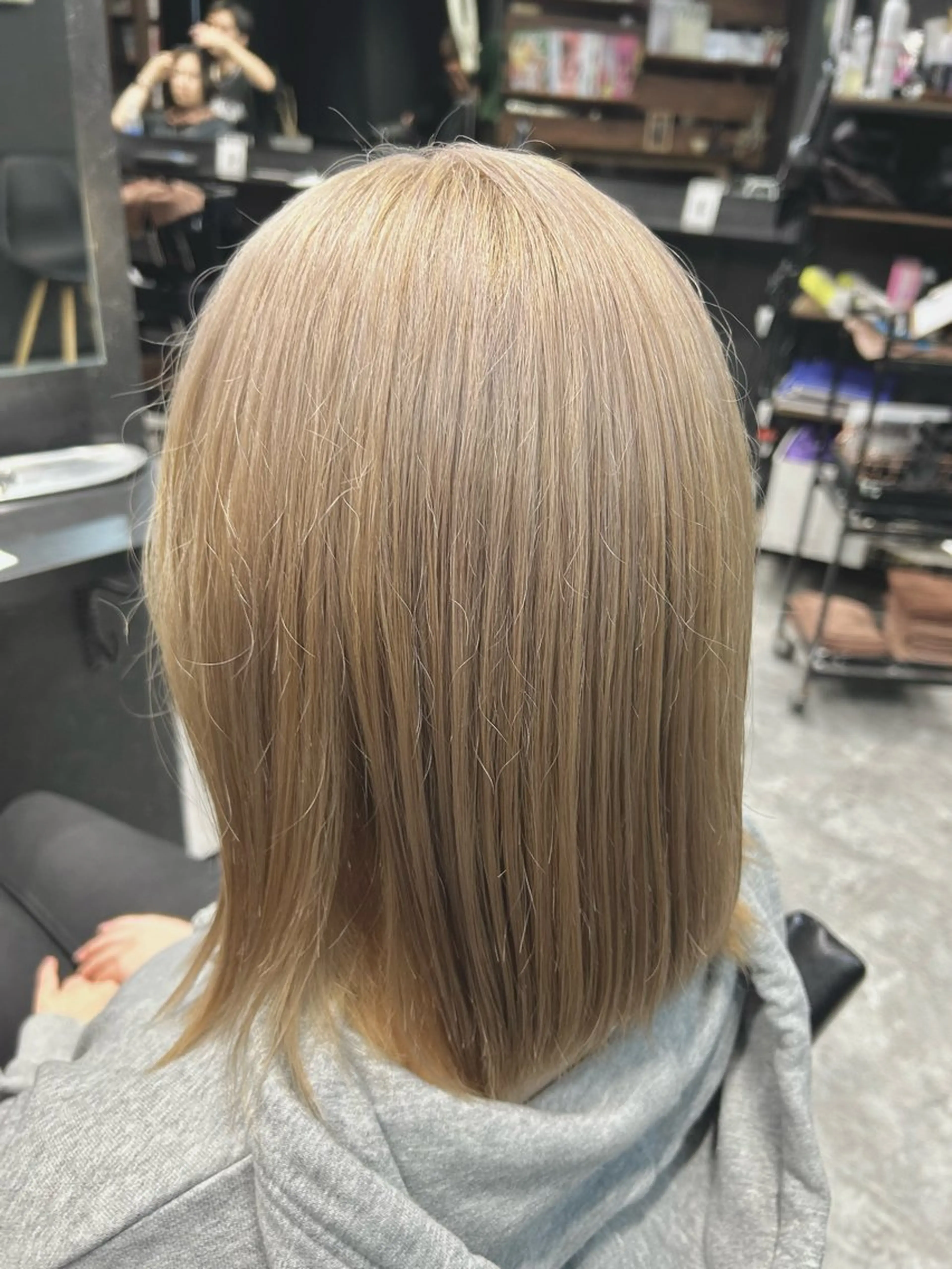 ミディアム カラー ヘアカラー トリートメント 💎透明感カラー💎 bAteAu あまねのヘアスタイル