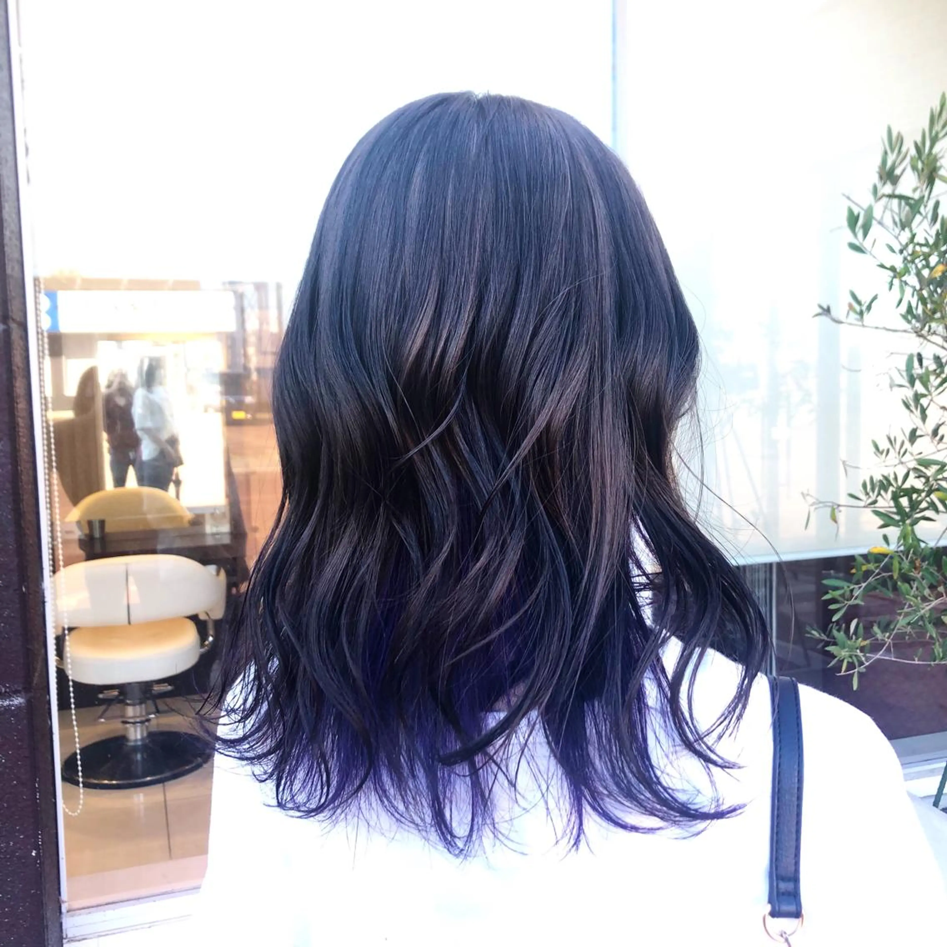 セミロング EARTH長岡 🌼渡辺まい🌼のヘアスタイル