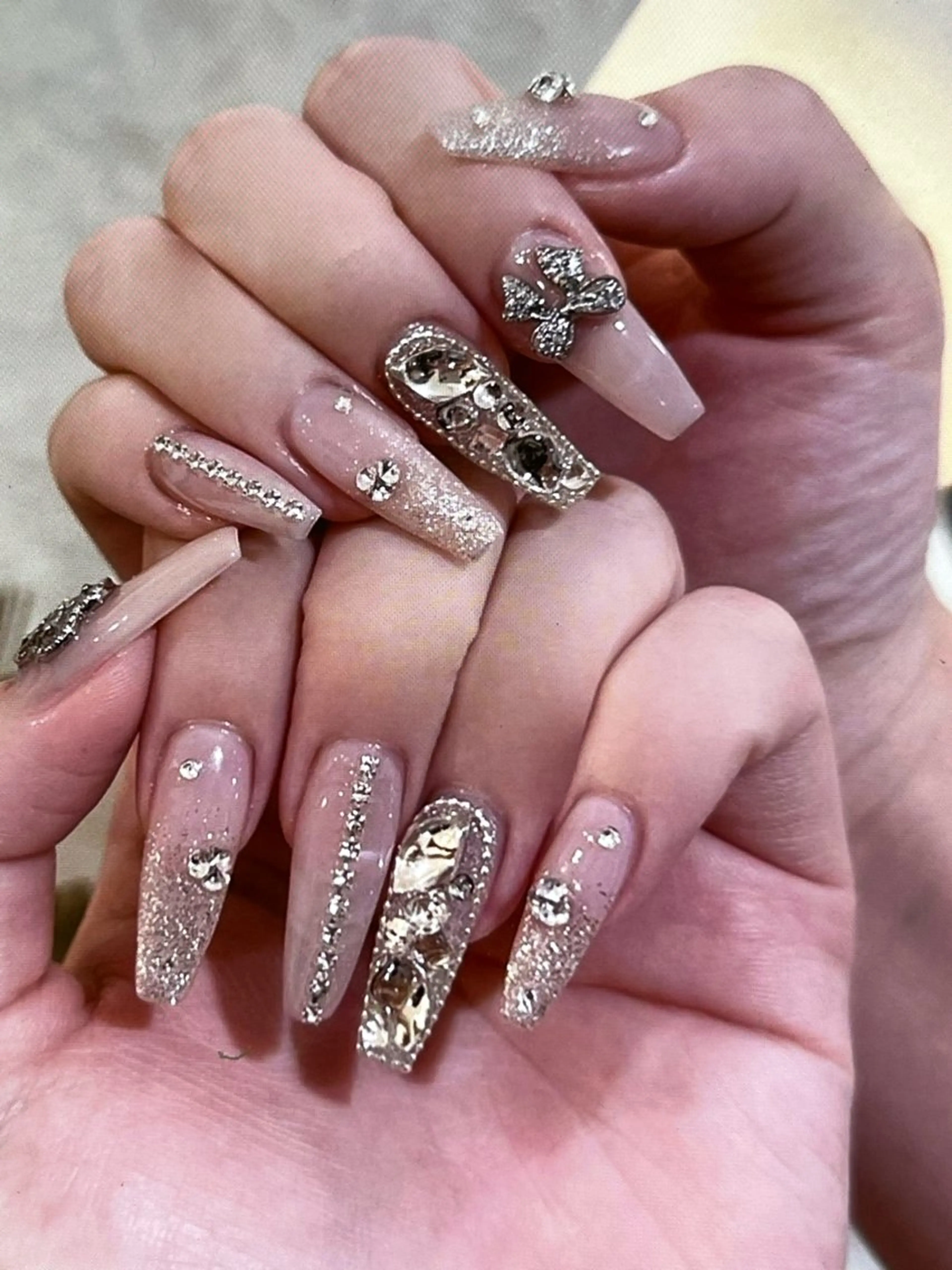 ネイル LULU Nail salonみどりのネイルデザイン