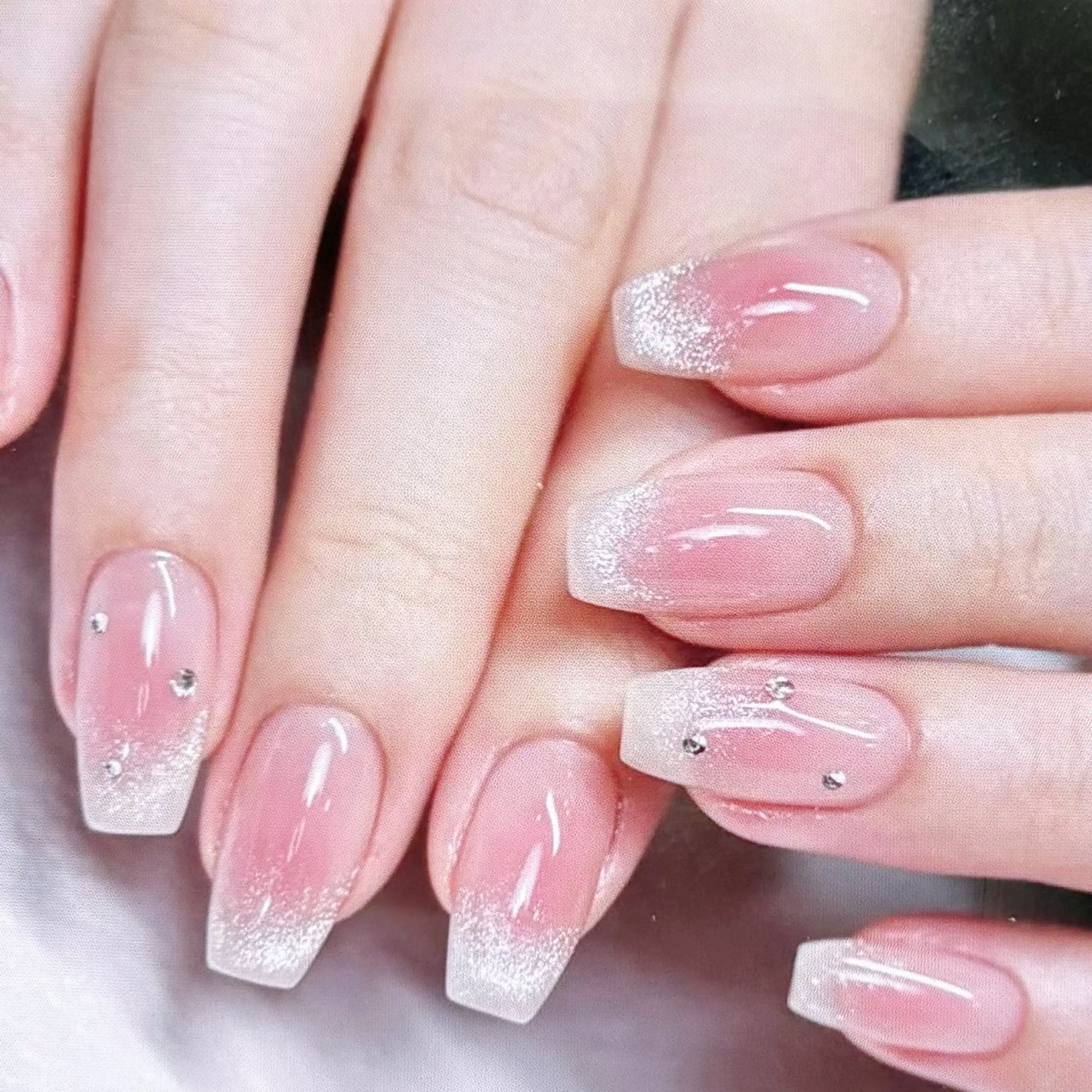 ネイル ハンドネイル H3 Nail Tsuki🦋💙のネイルデザイン