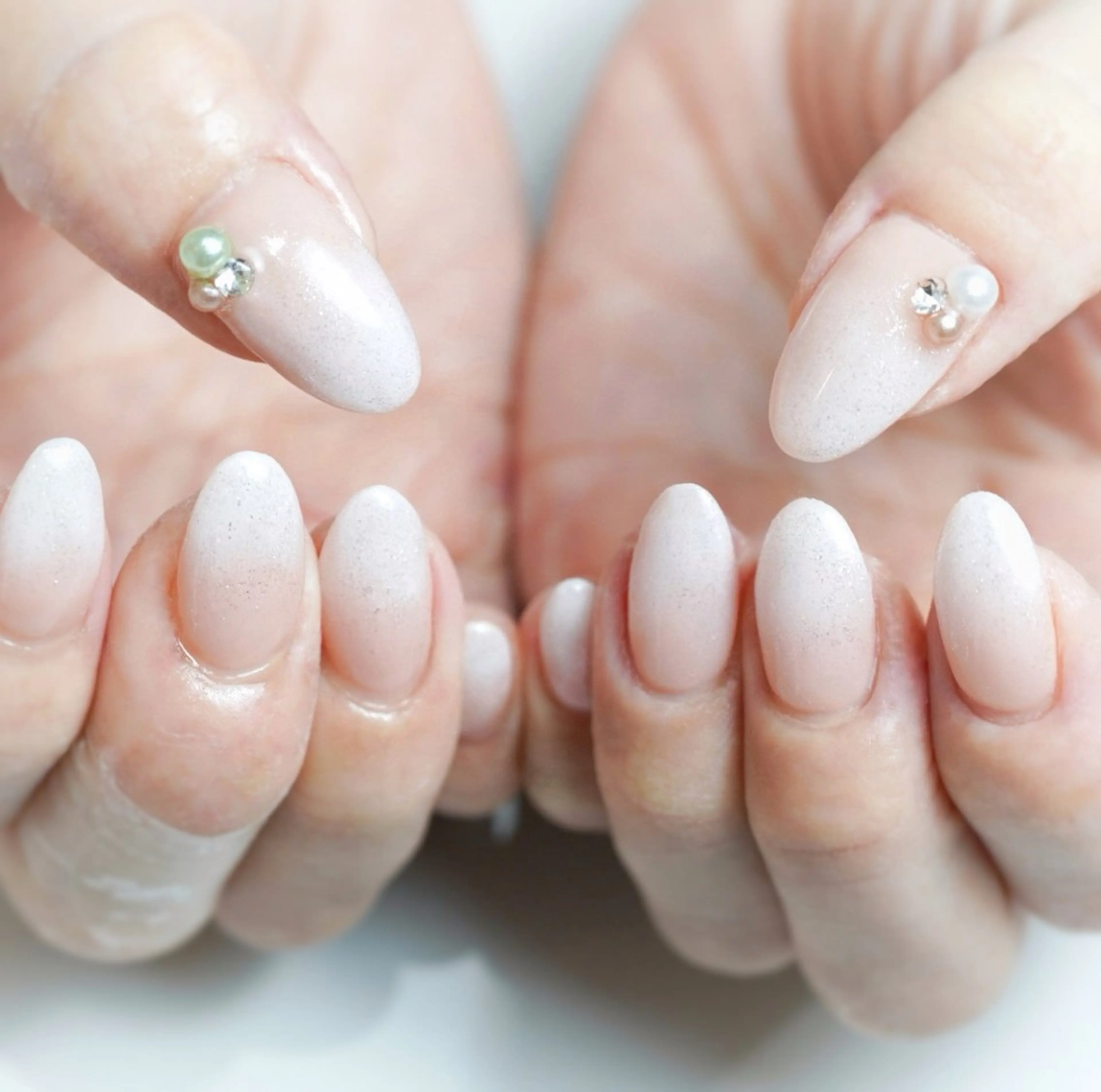 ミディアム ハンドネイル Re nail所属・Re nailのネイルデザイン
