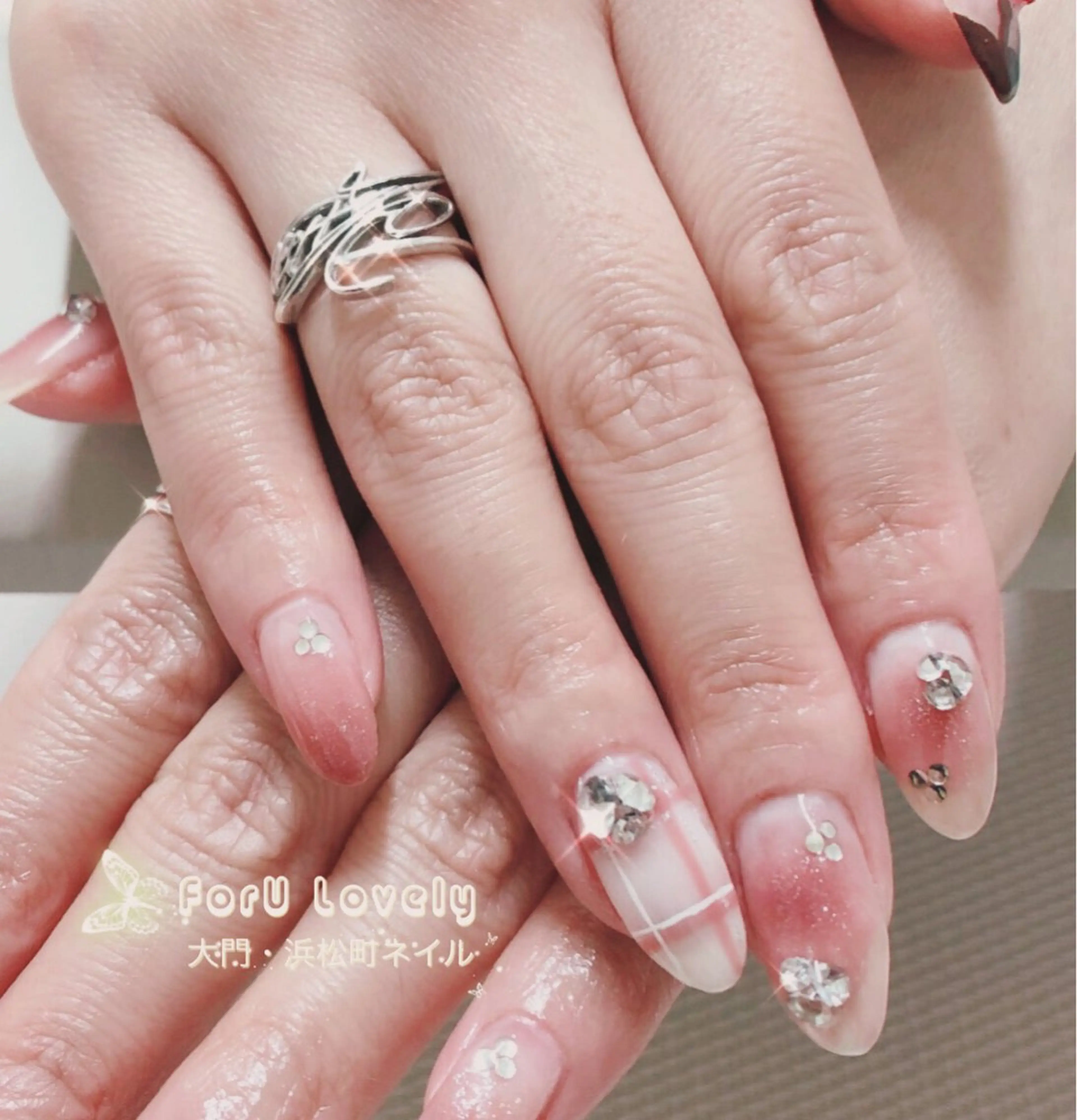 ネイル フレンチネイル ガラスフレンチ 韓国ネイル 持ち込み スカルプネイル 大門浜松町 ネイルのネイルデザイン