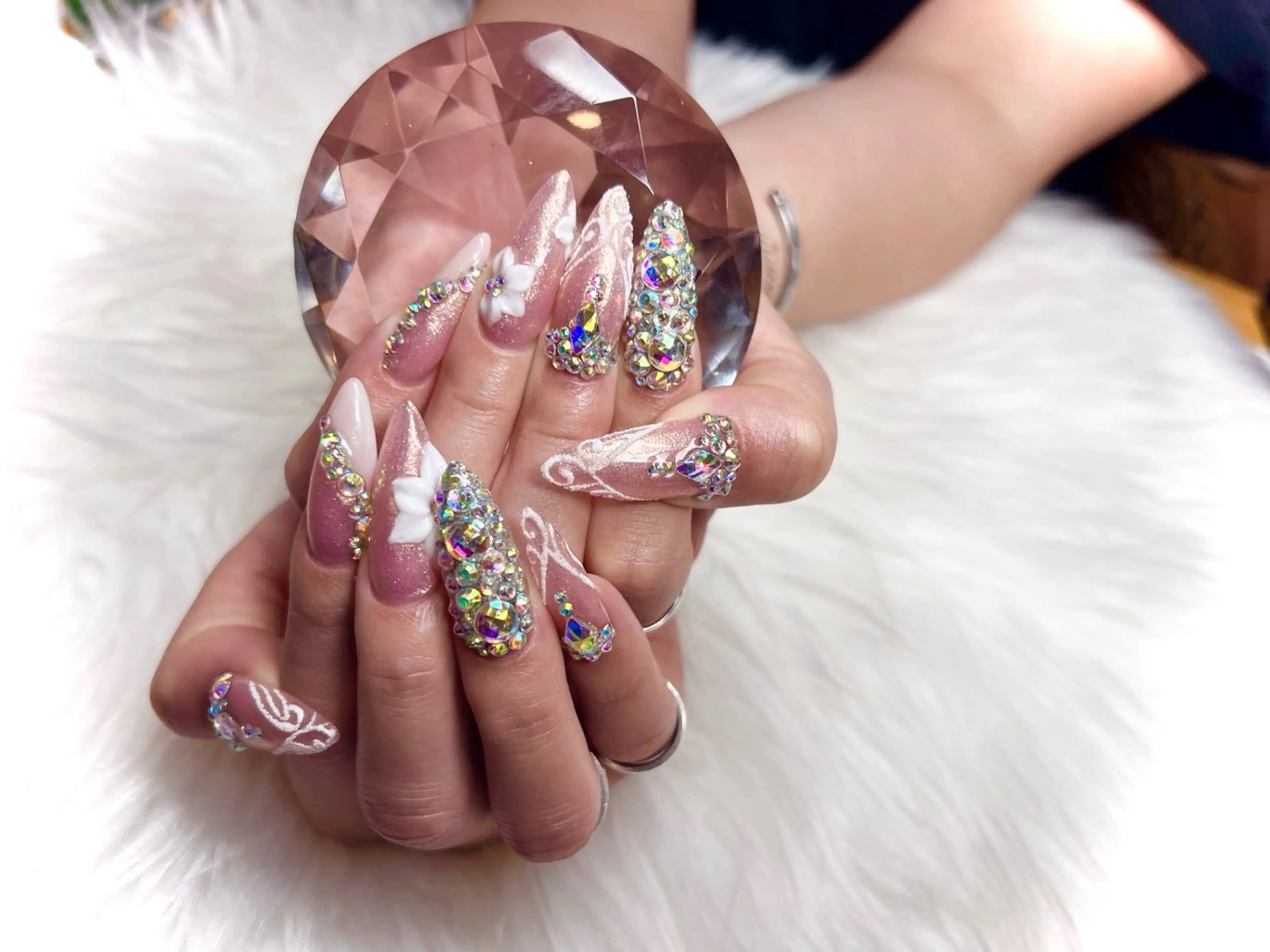 ネイル スカルプネイル ネイルチップ ハンドネイル 齋藤 千聖のネイルデザイン