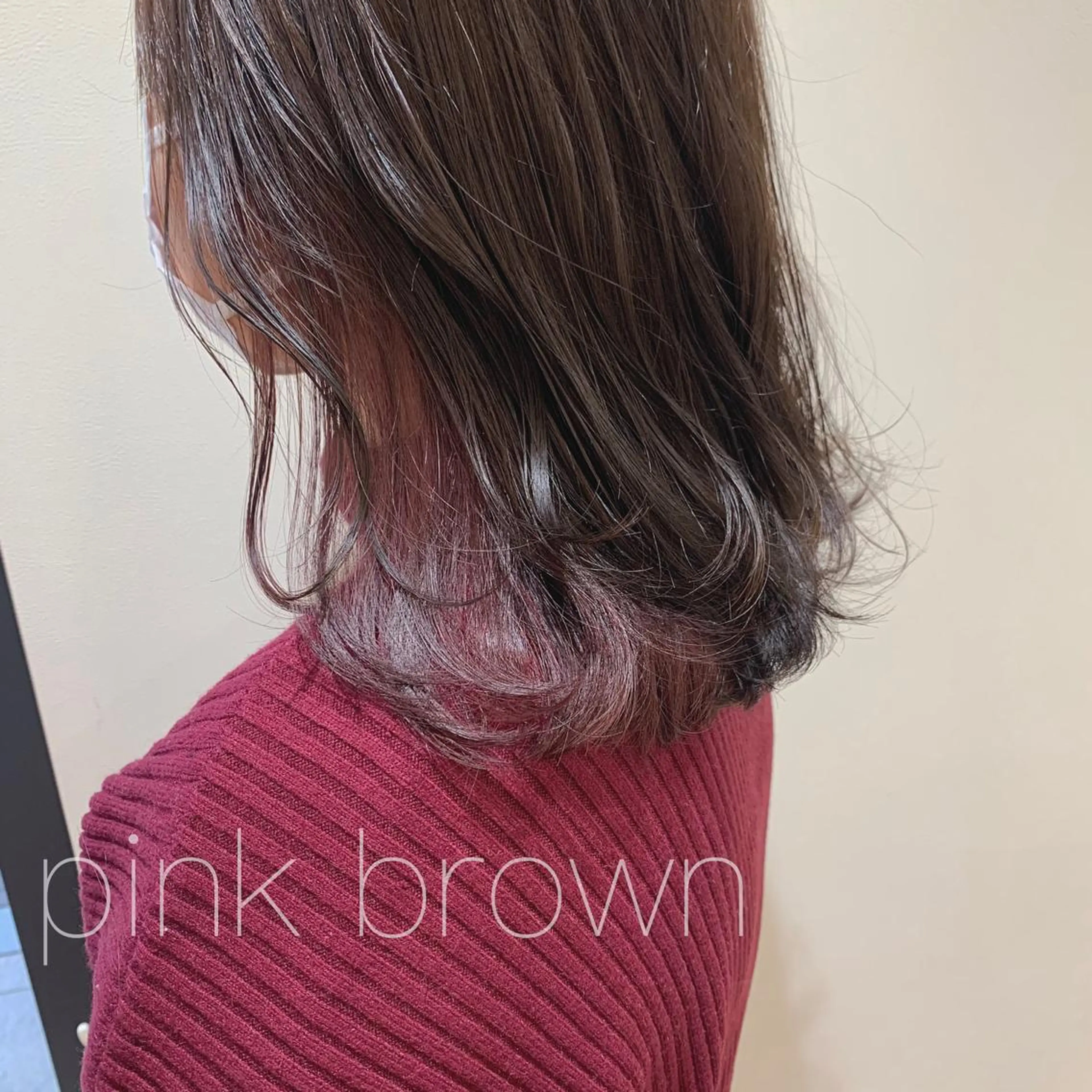 ショート 透明感カラー 金村真子のヘアスタイル