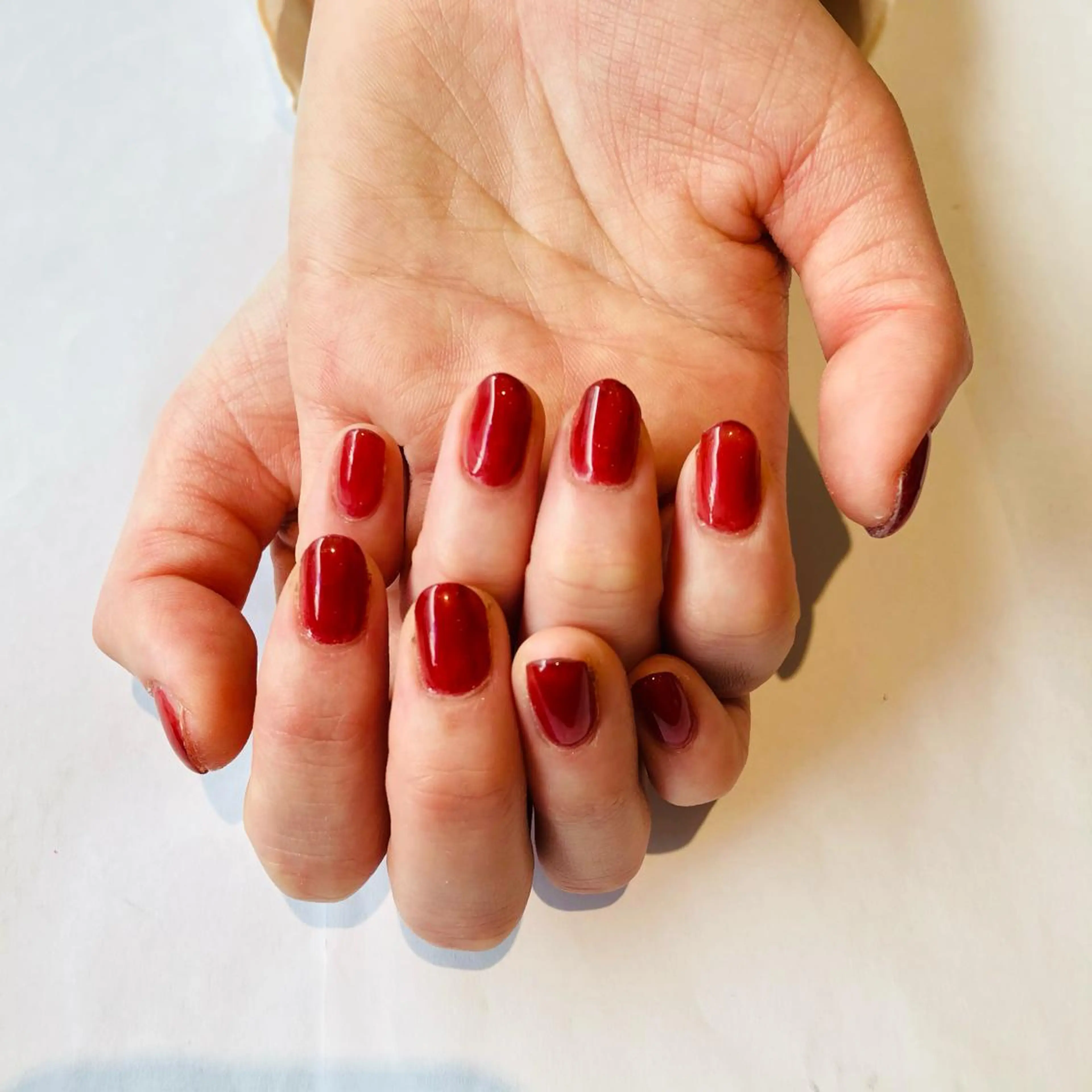ネイル ボルドー 赤色 大阪福島韓国束感まつ げ Sayaka🤍のマツエク・マツパデザイン
