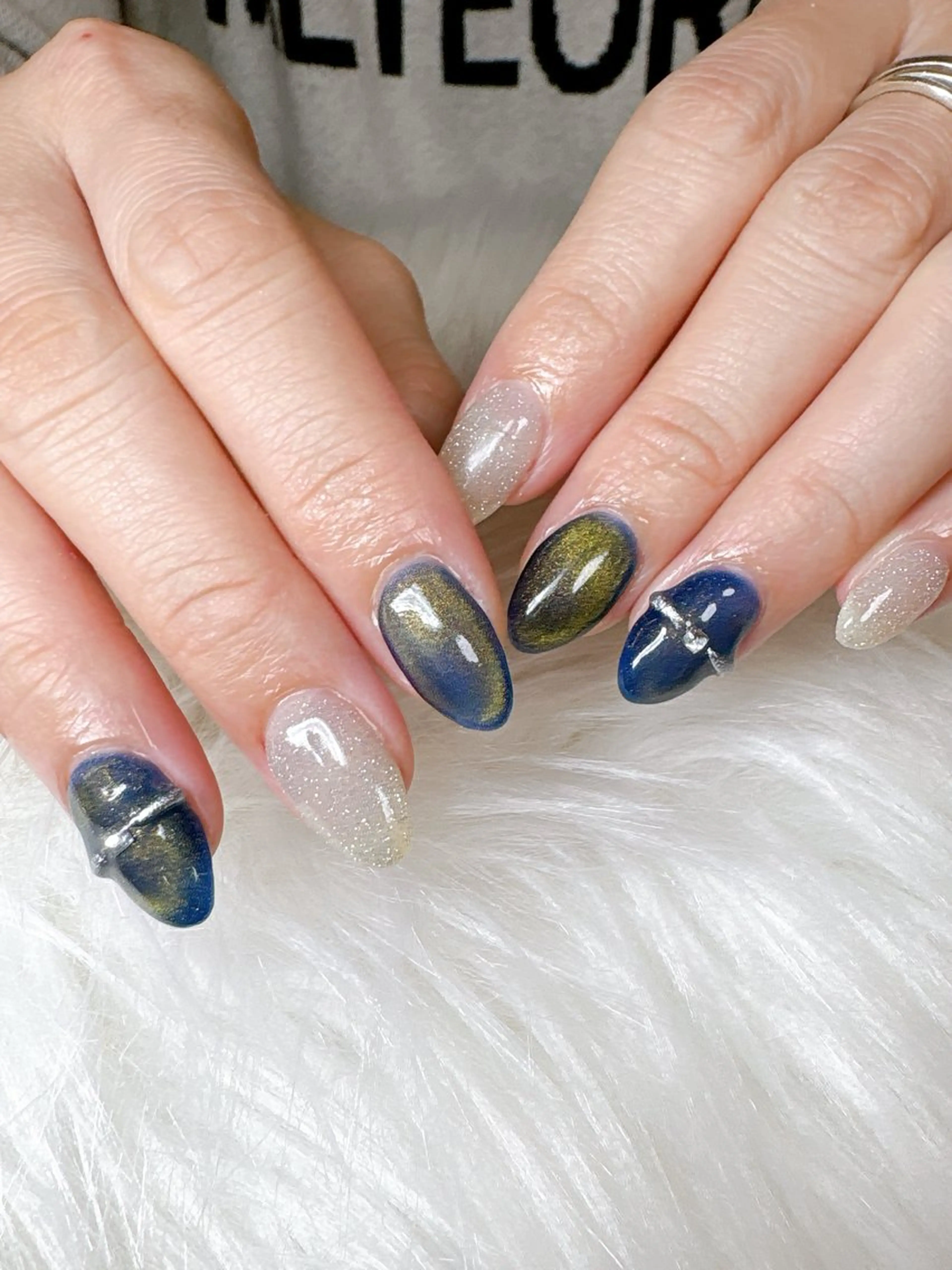 ネイル 寺山 千鶴のネイルデザイン